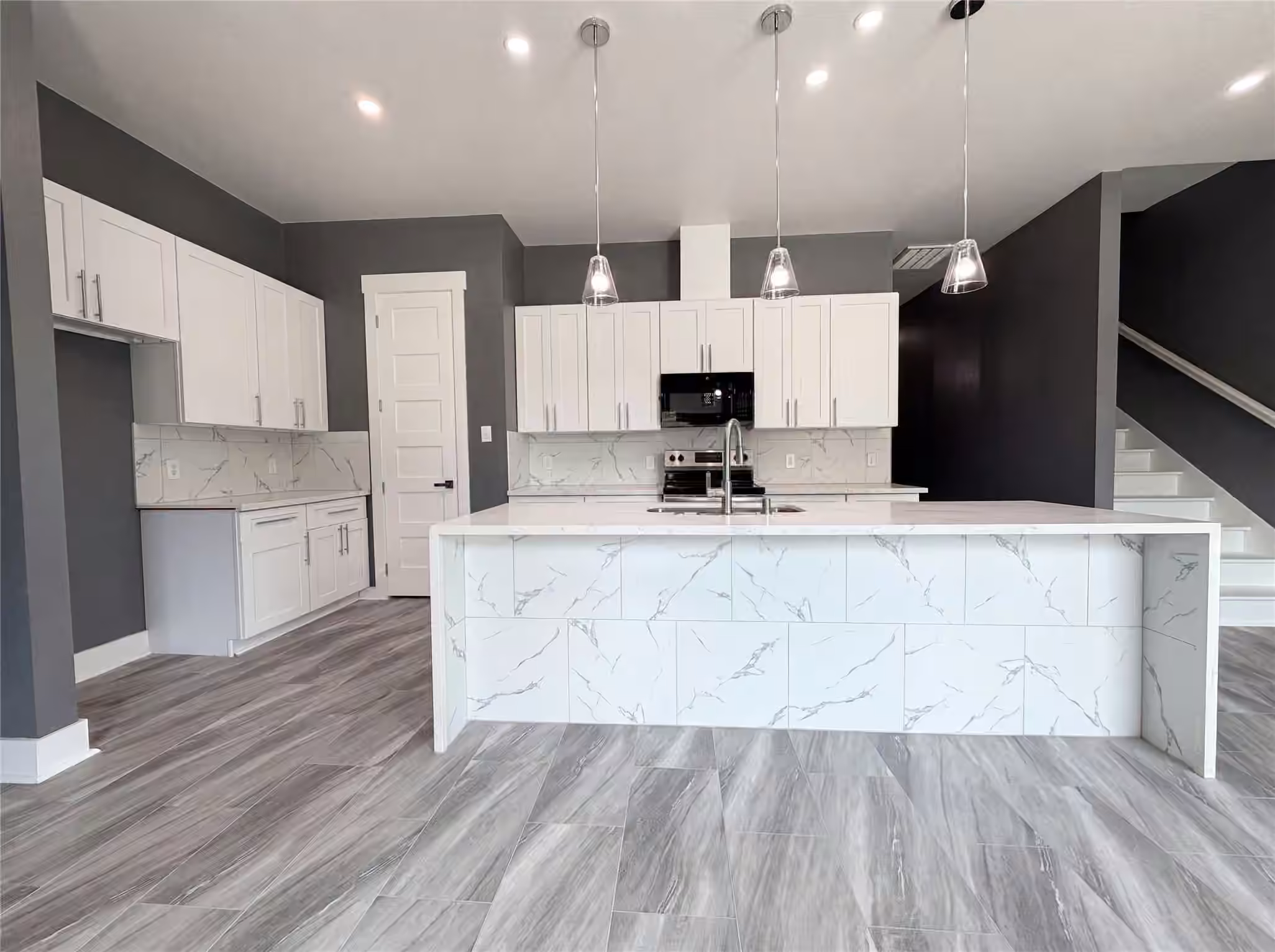 Photo 2 of 4704 Ward Street, Houston, TX