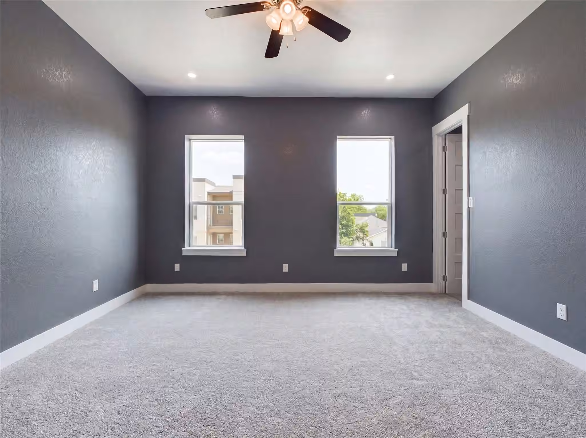 Photo 6 of 4704 Ward Street, Houston, TX
