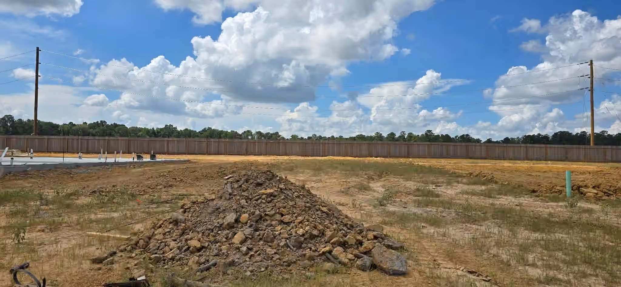 Photo 5 of 15471 Woody Haven Drive, Conroe, TX