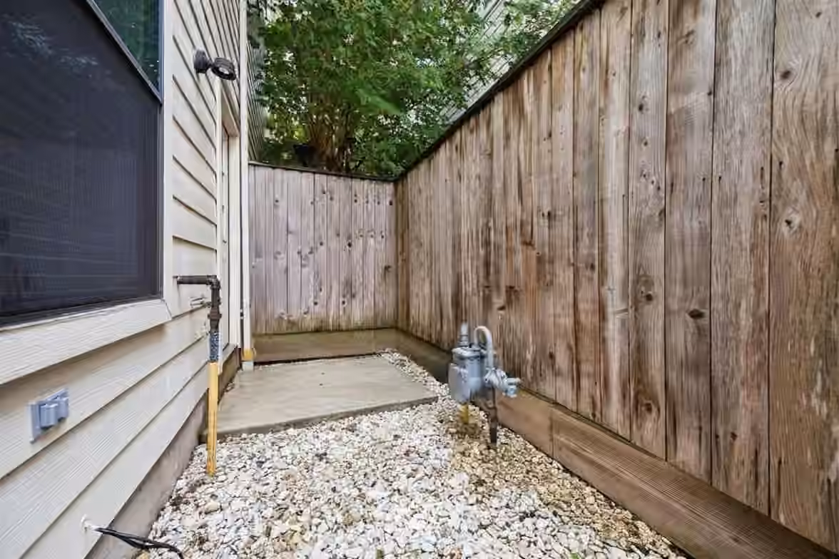 Photo 2 of 3501 Link Valley Drive 301, Houston, TX