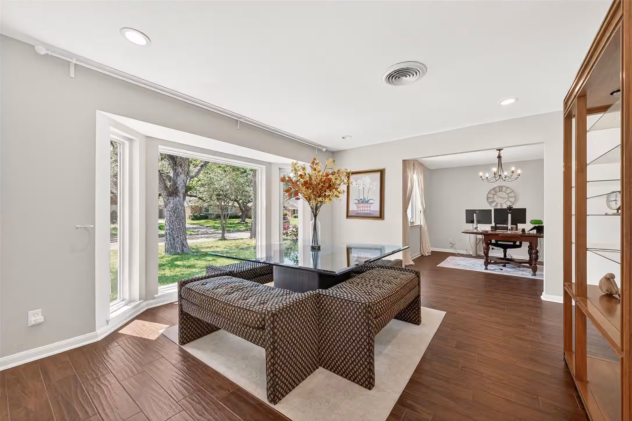 Photo 3 of 2610 Teague Road, Houston, TX