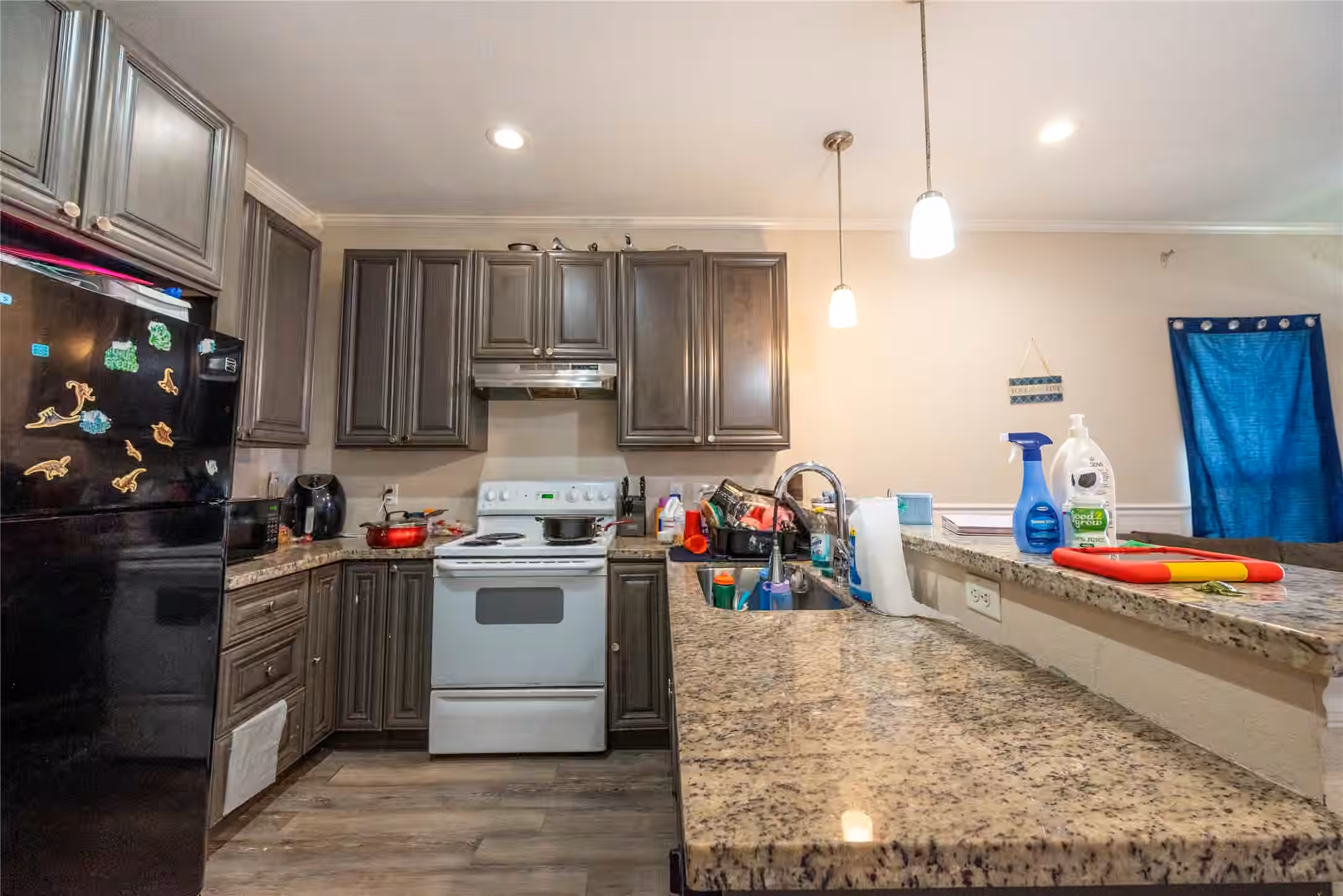 Photo 2 of 913 Moody Avenue, Galveston, TX