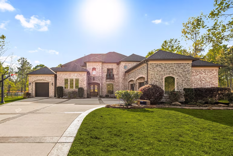 Photo of 27507 Hunter Creek Court, Spring, TX