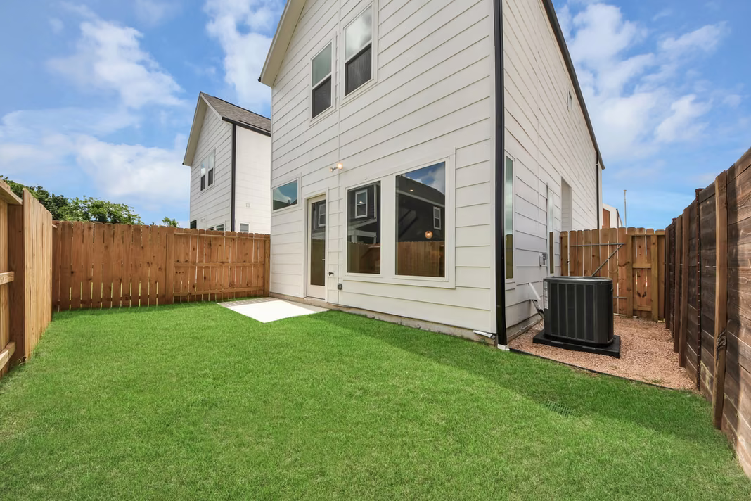 Photo 3 of 4012 Boho Lane, Houston, TX