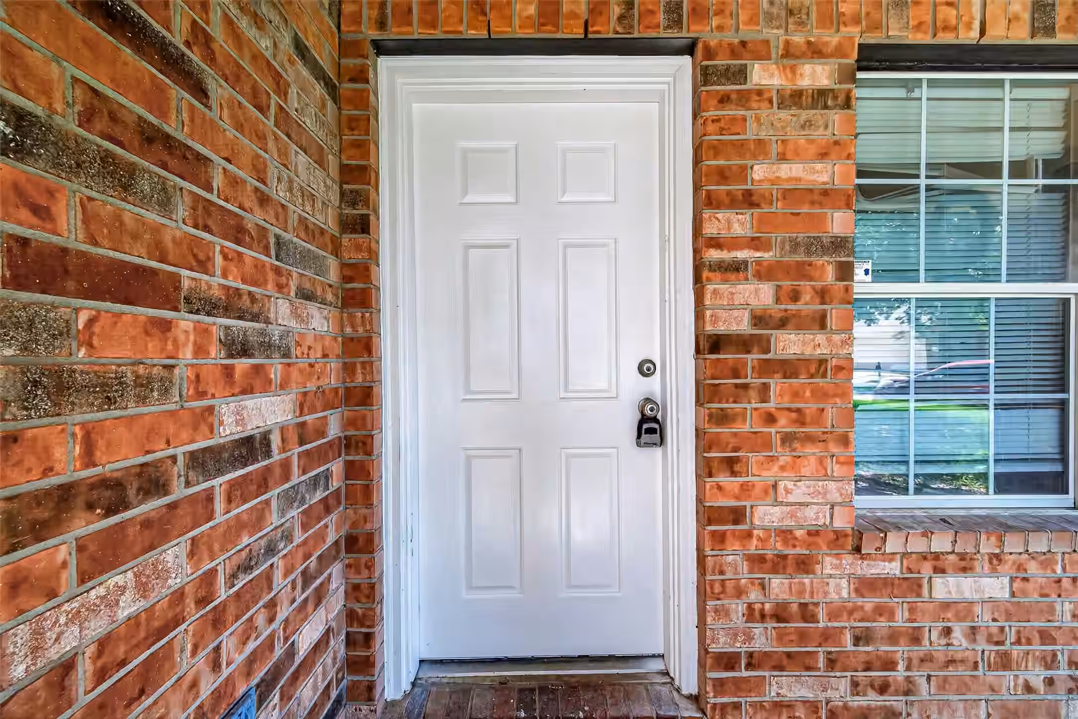 Photo 7 of 19451 Nasworthy Drive, Tomball, TX