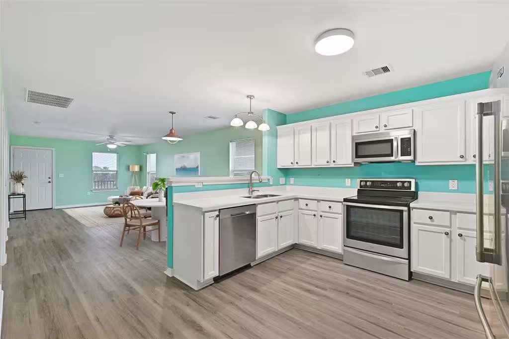 Photo 4 of 1124 Overton Avenue, Bolivar, TX