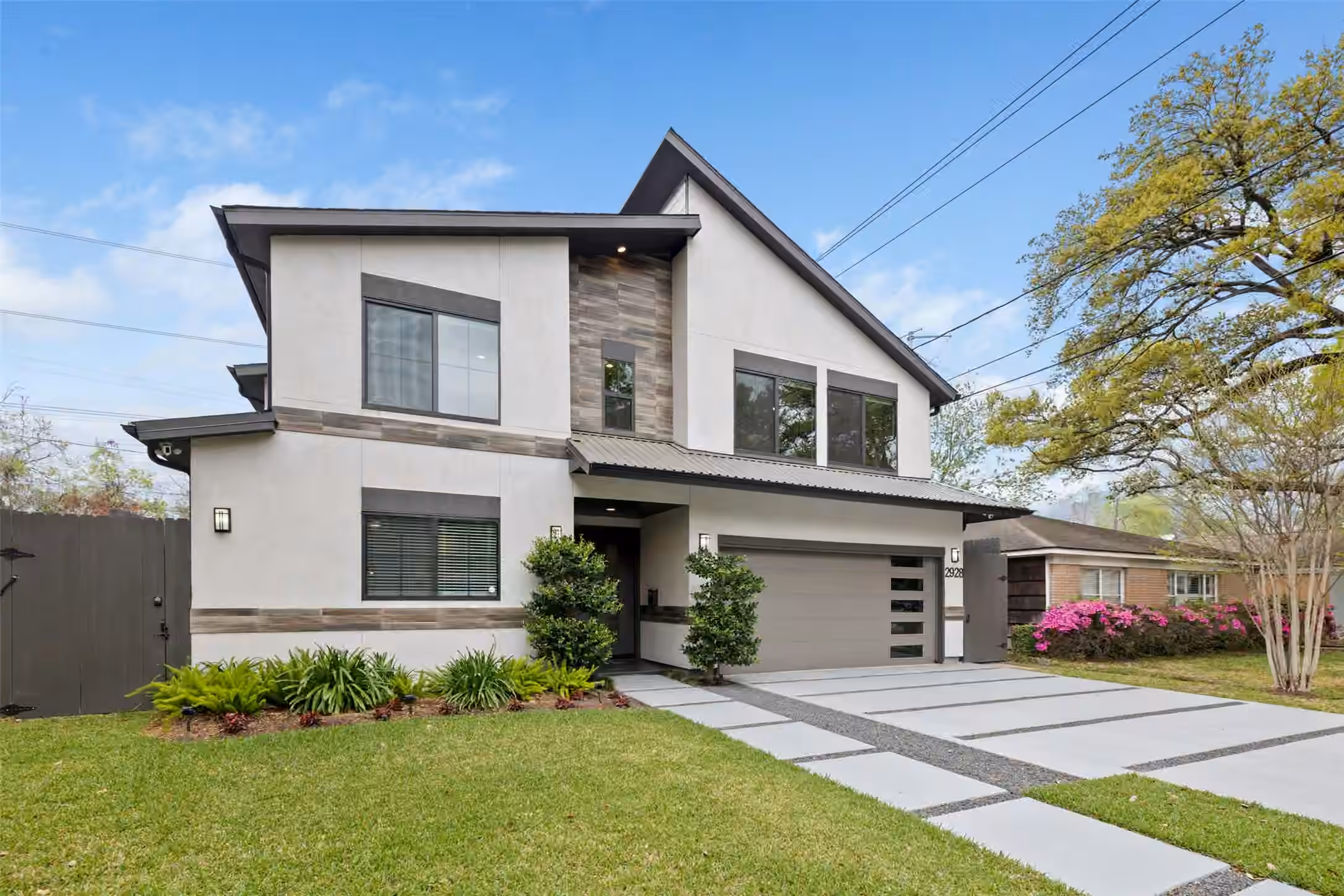 Photo of 2928 Suffolk Drive, Houston, TX