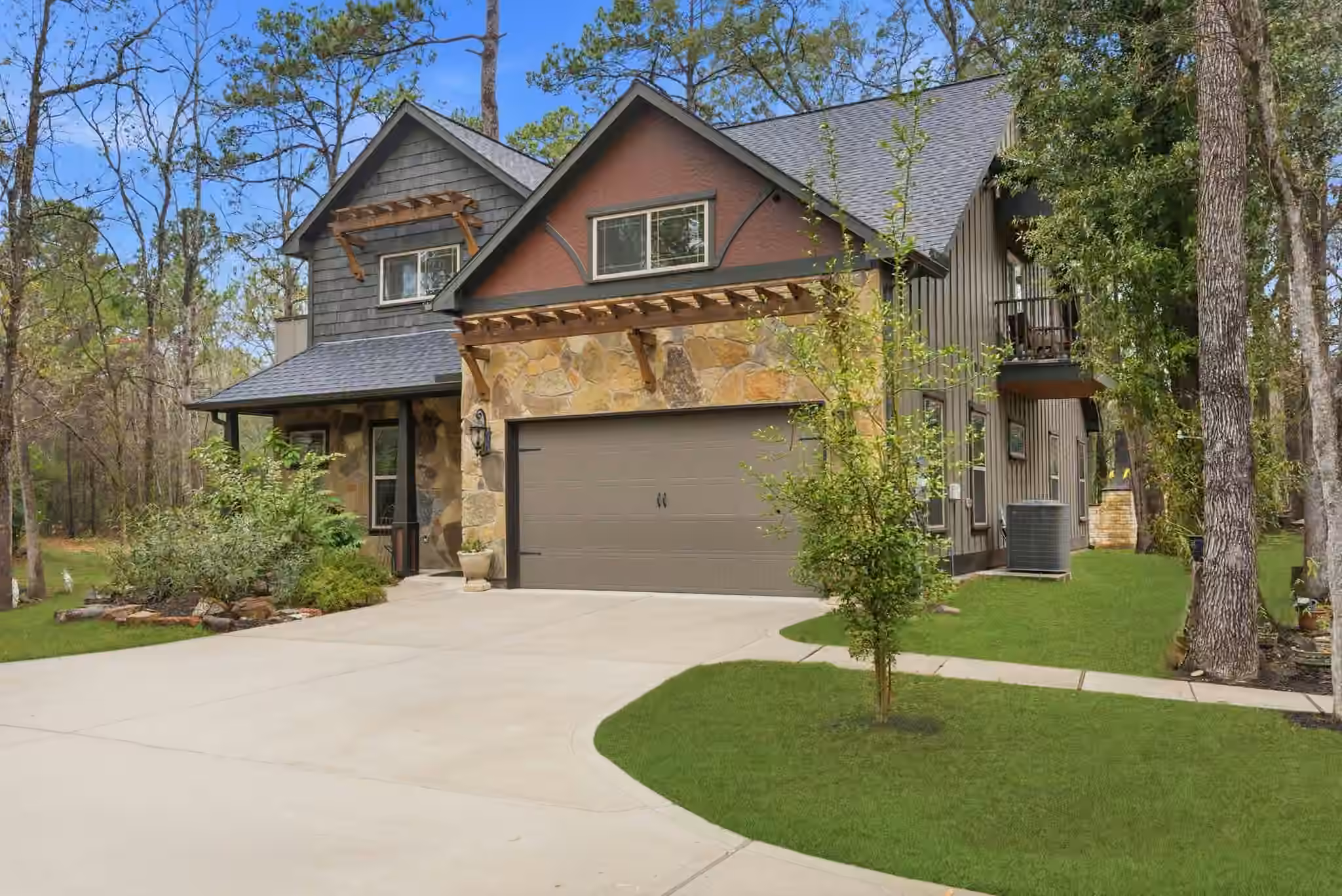 Photo 4 of 1480 Traylor Road, Conroe, TX