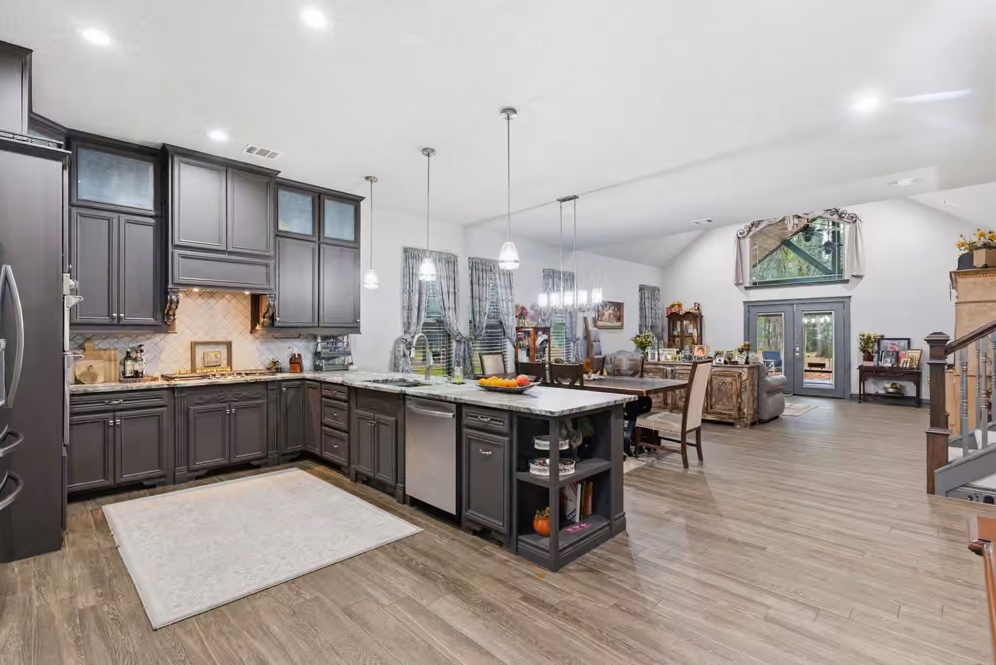 Photo 6 of 1480 Traylor Road, Conroe, TX