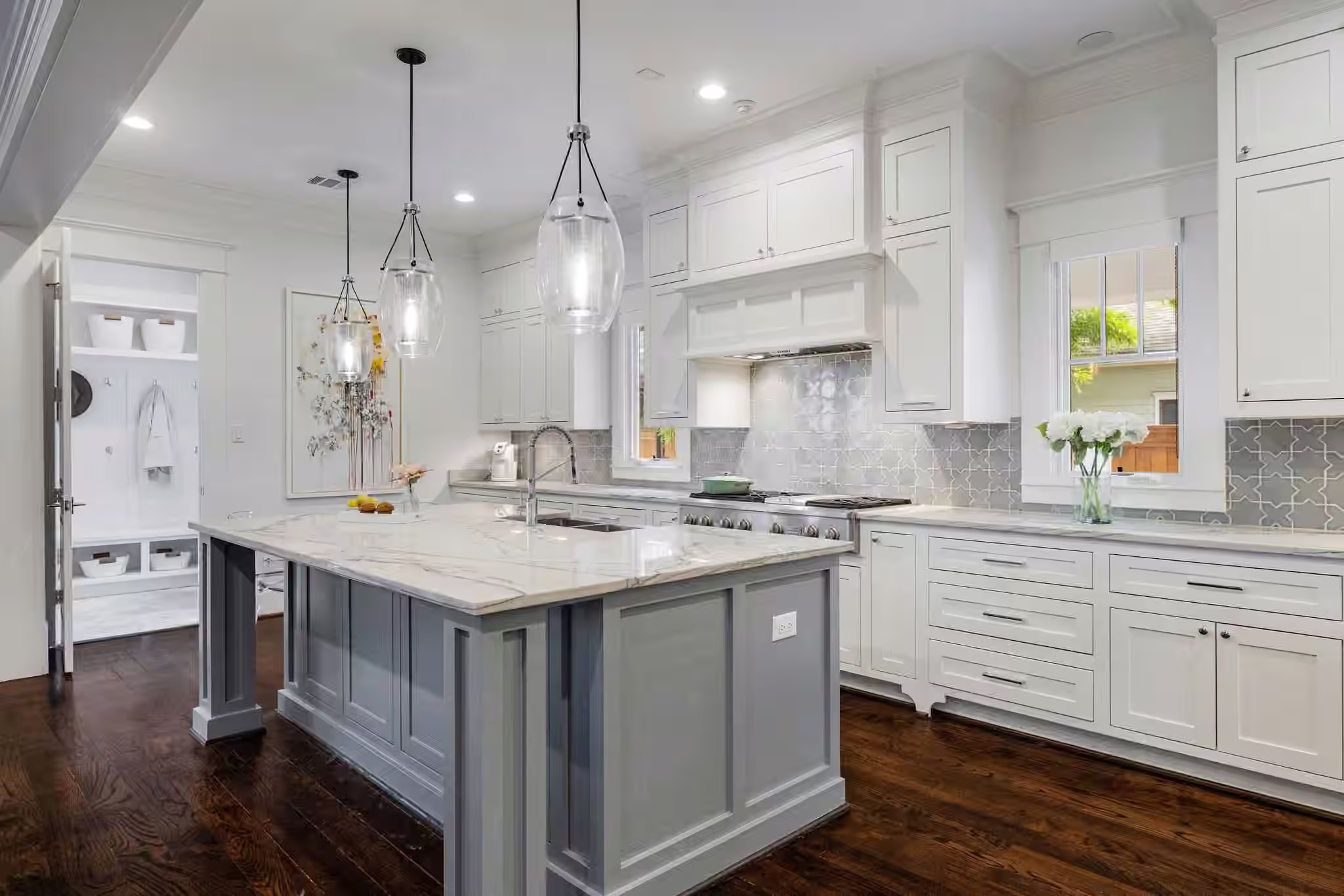 Photo 5 of 1031 E 7th 1/2 Street, Houston, TX