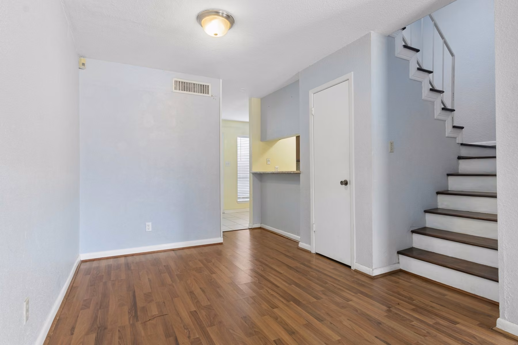 Photo of 6111 Beverly Hill Street 10, Houston, TX