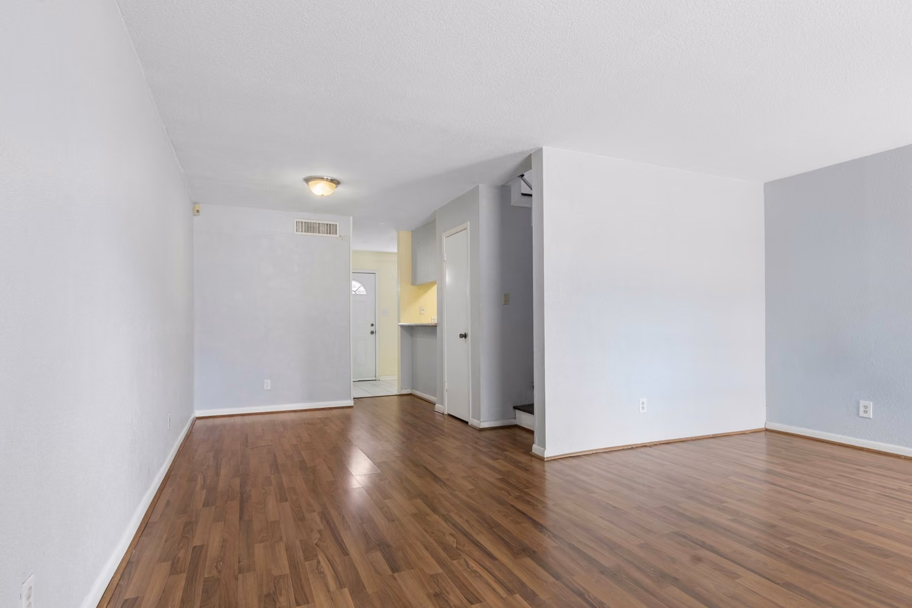 Photo 5 of 6111 Beverly Hill Street 10, Houston, TX