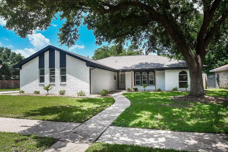 Photo 2 of 29003 Raestone Street, Spring, TX