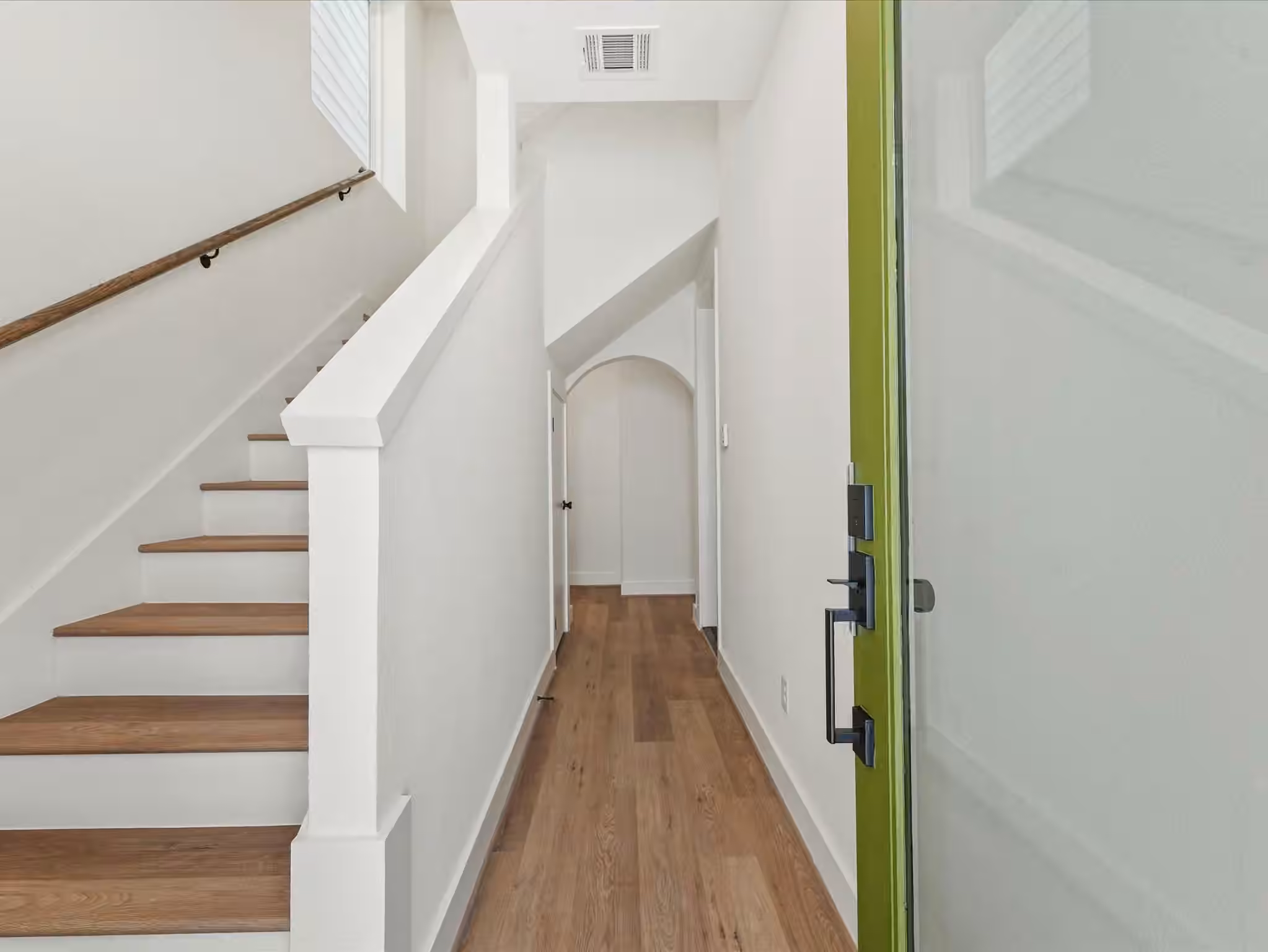 Photo 4 of 1804 Del Norte B, Houston, TX