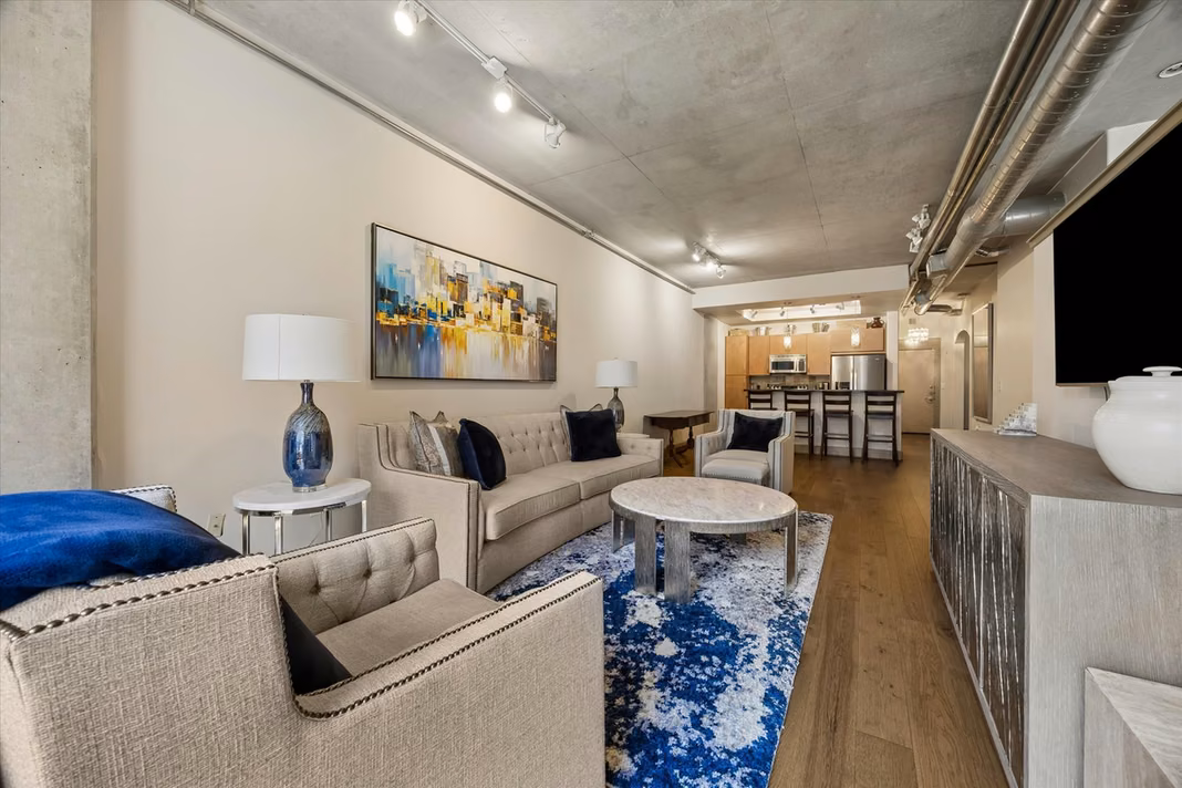 Photo 2 of 1901 Post Oak Boulevard 508, Houston, TX