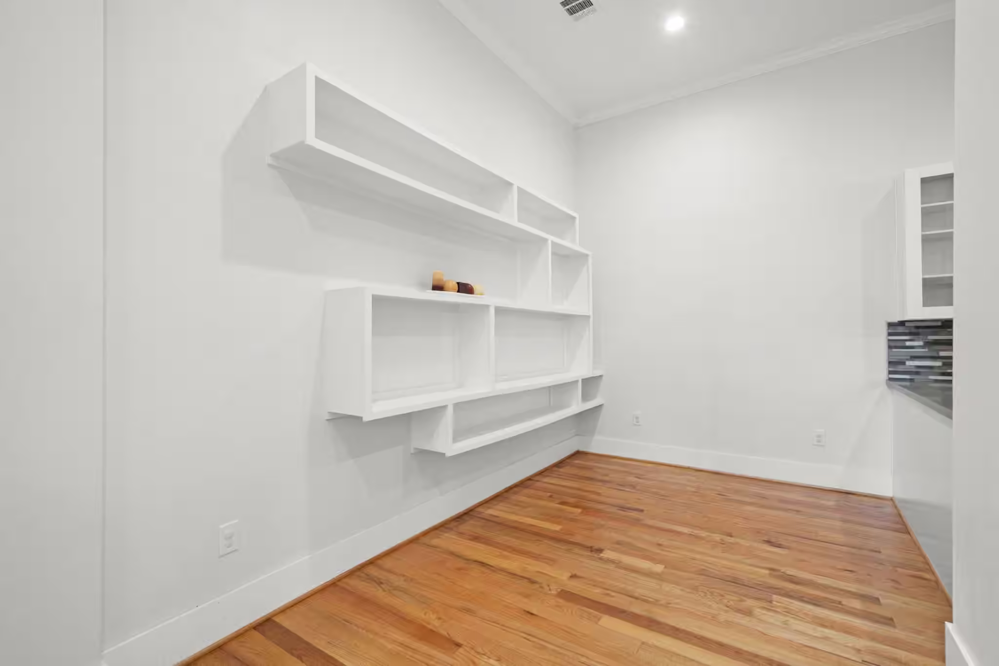 Photo 6 of 206 Burr Street A, Houston, TX