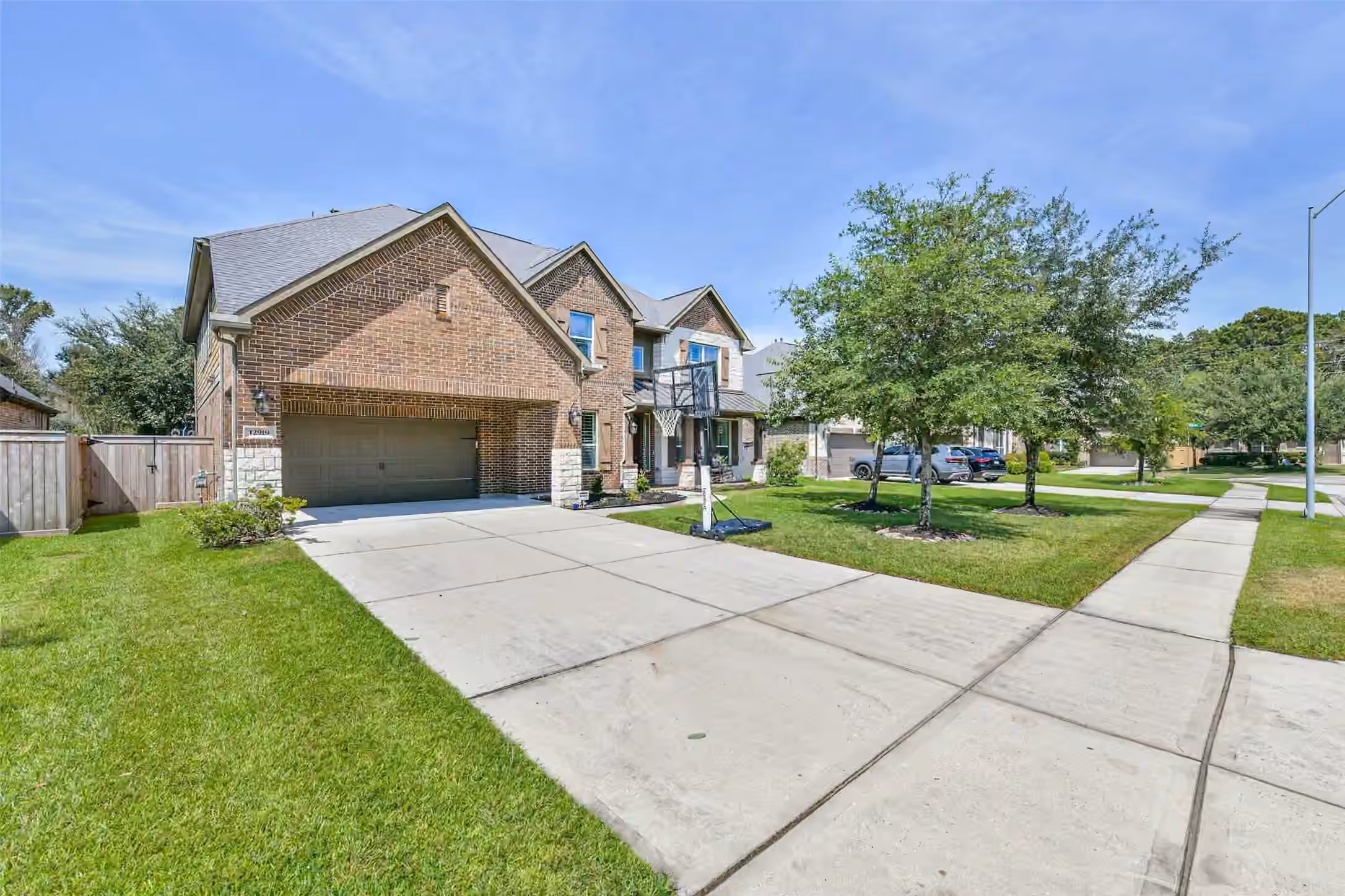 Photo 3 of 12919 Wickerhill Falls Court, Humble, TX