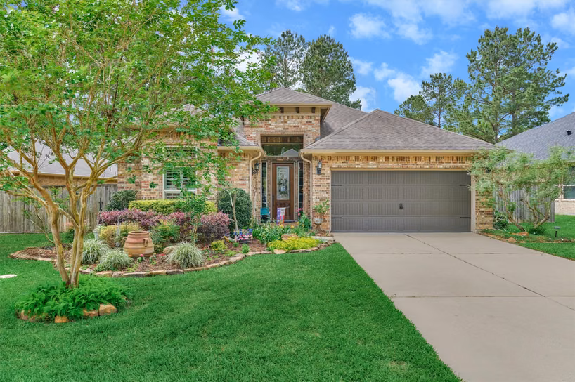 Photo 5 of 126 Bellardia Court, Montgomery, TX