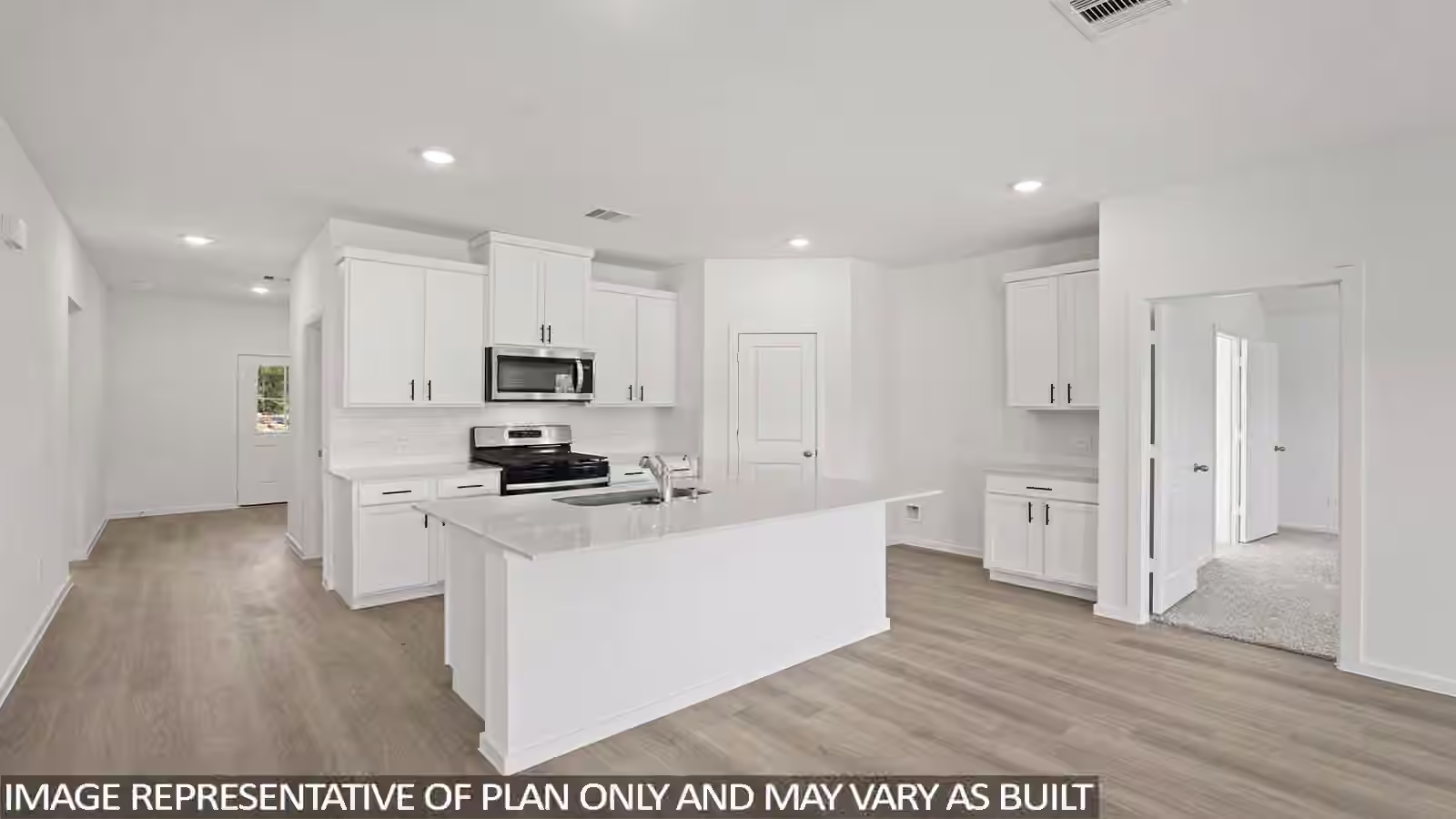Photo 2 of 309 Tall Birch Drive, Hockley, TX