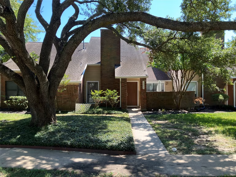 Photo of 16630 Holly Trail Drive 2, Houston, TX