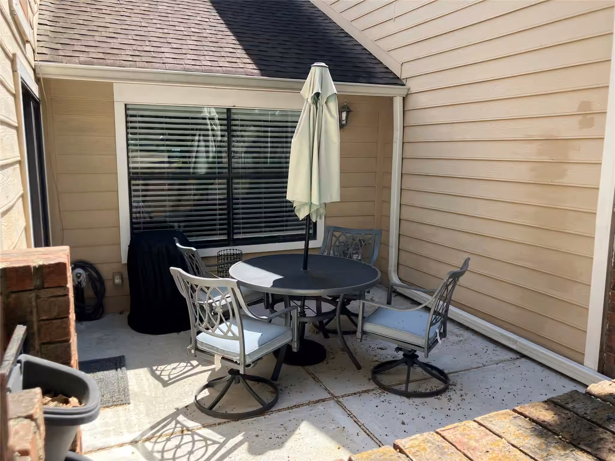 Photo 3 of 16630 Holly Trail Drive 2, Houston, TX