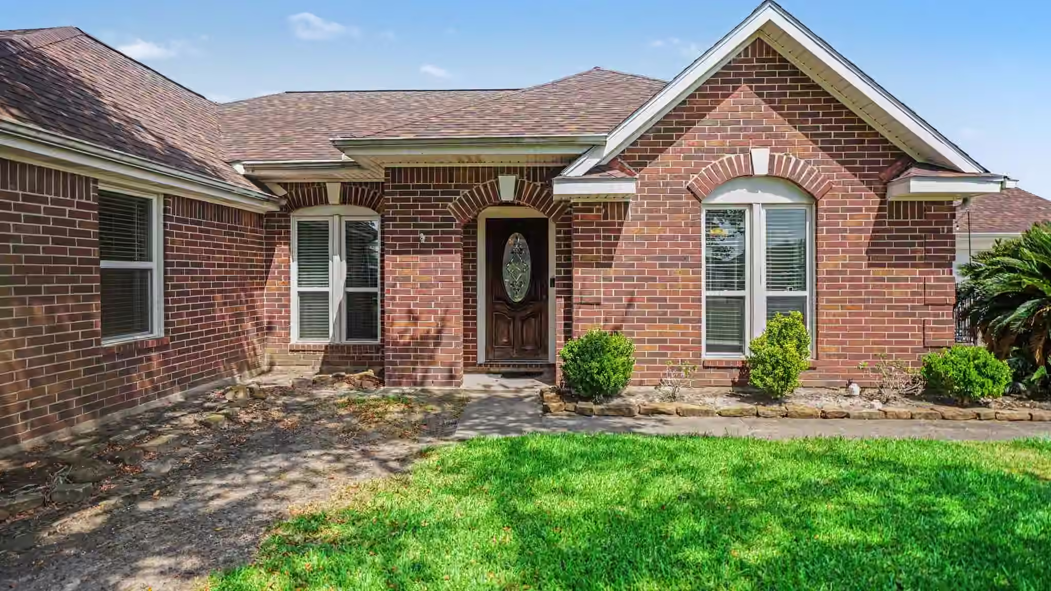 Photo 4 of 3119 Kathleen Drive, Mont Belvieu, TX