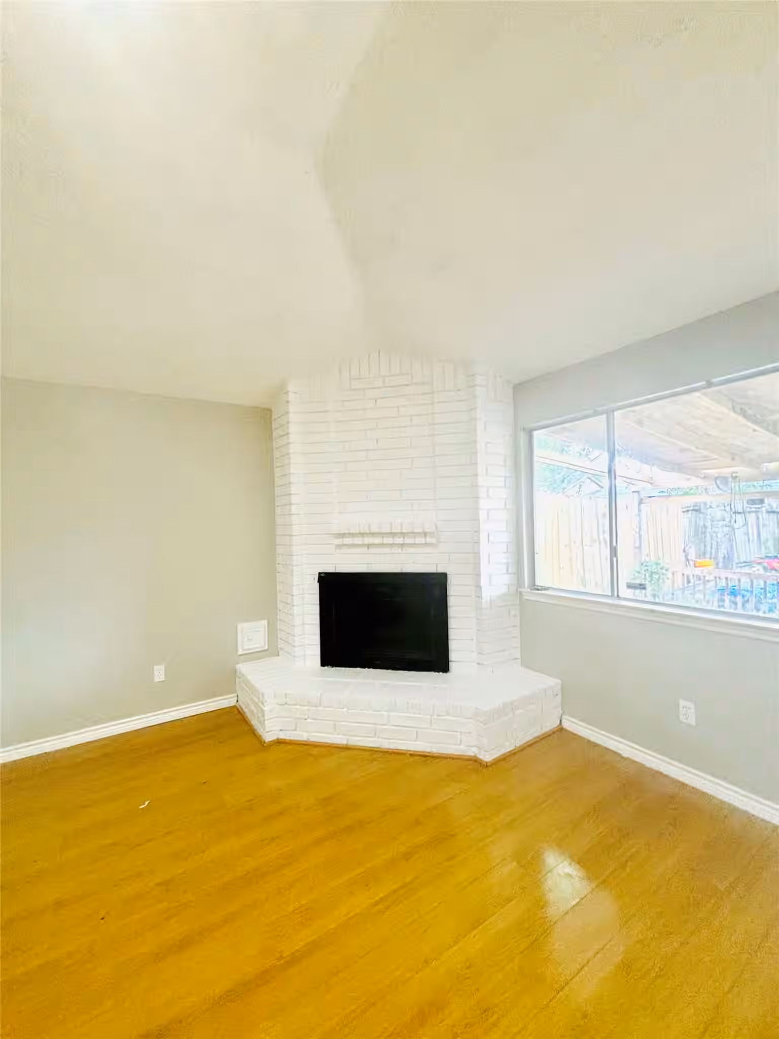 Photo 3 of 11514 Villa Heights Drive, Houston, TX