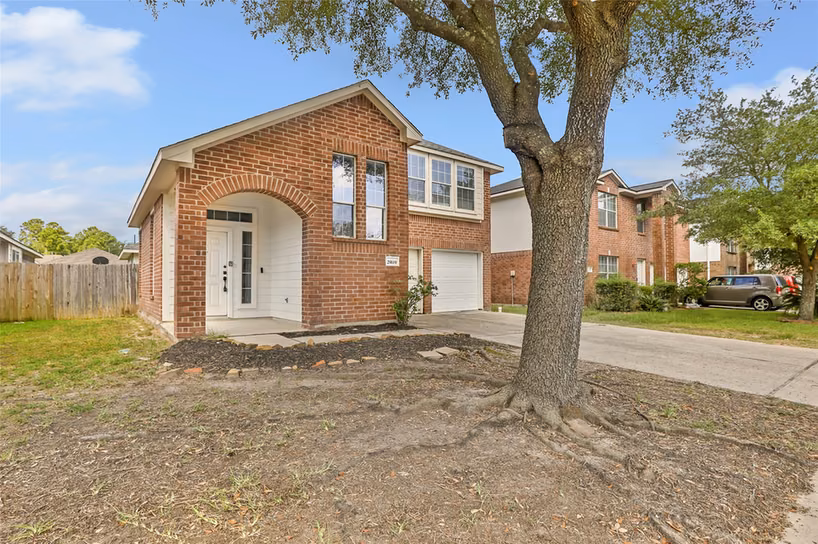 Photo 2 of 29119 Fox Fountain Lane, Spring, TX