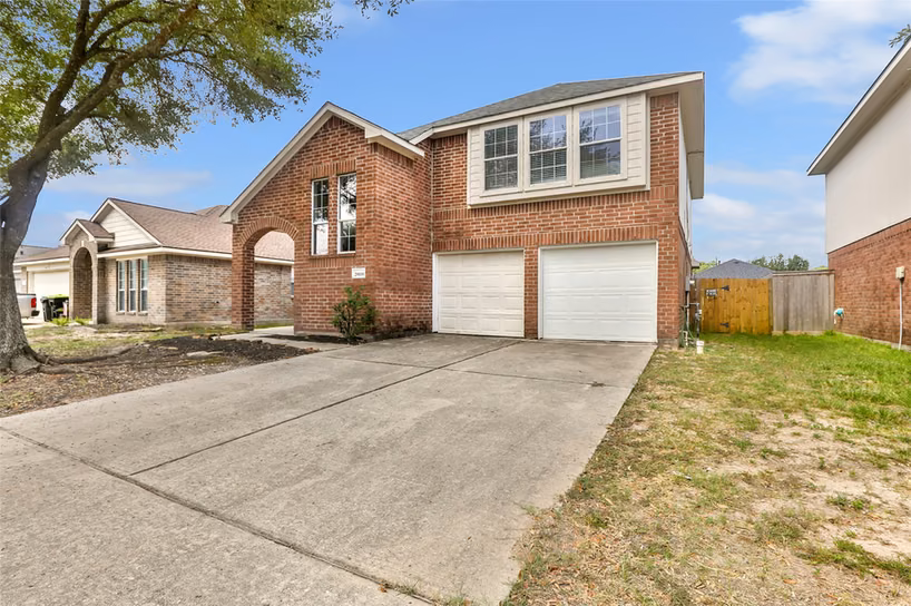 Photo 3 of 29119 Fox Fountain Lane, Spring, TX