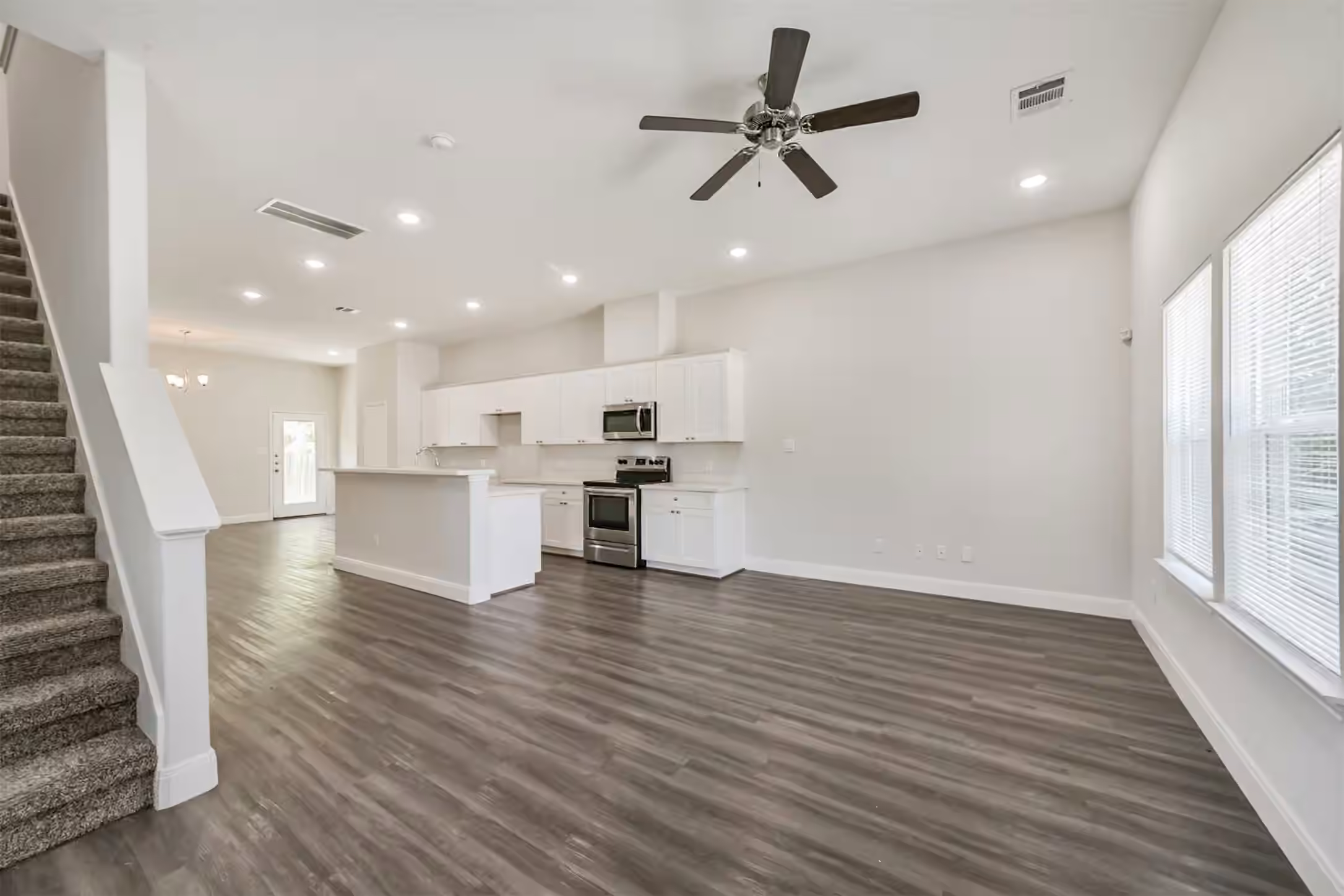 Photo 4 of 5604 Eastland Street, Houston, TX