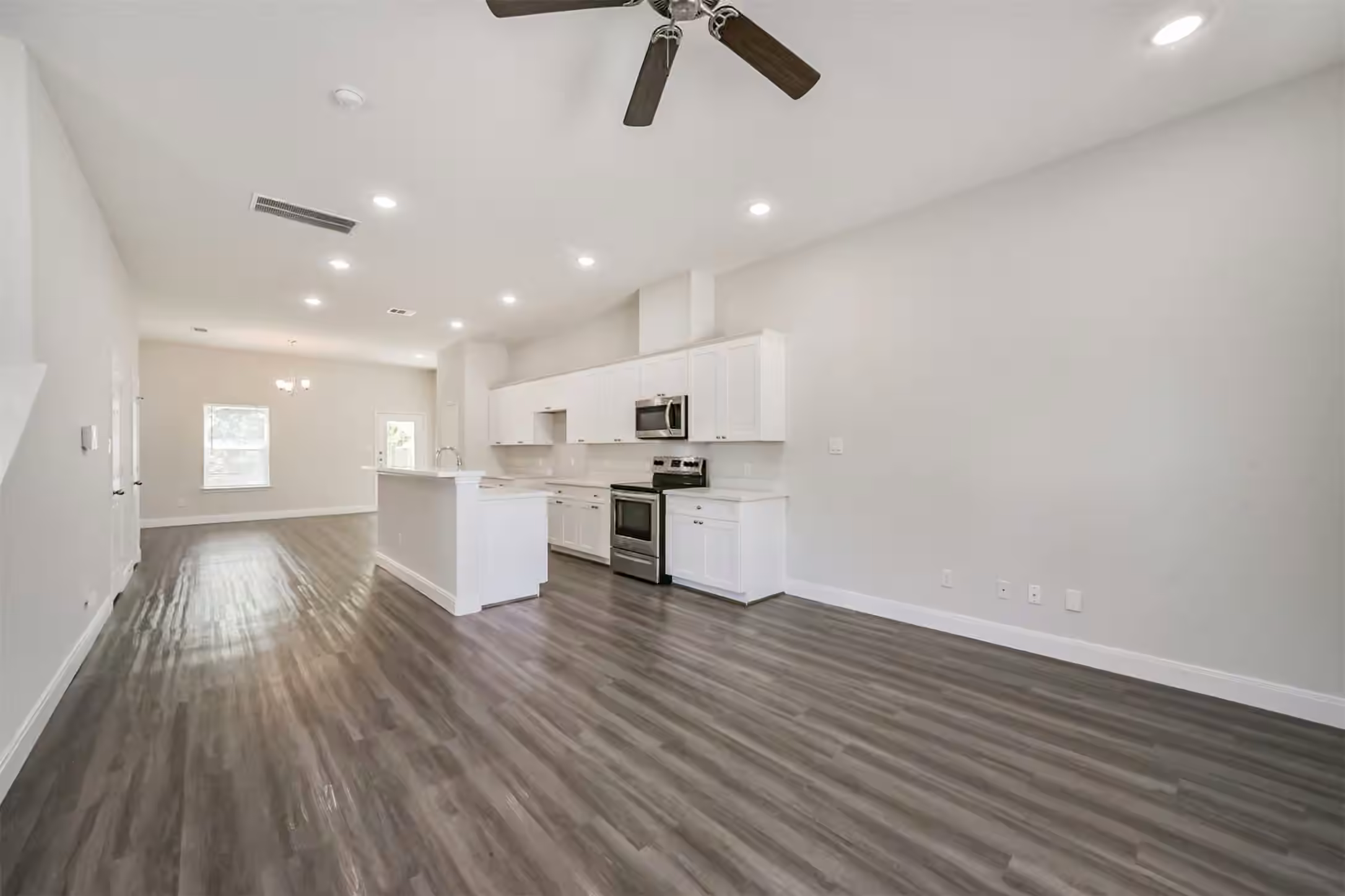 Photo 5 of 5604 Eastland Street, Houston, TX