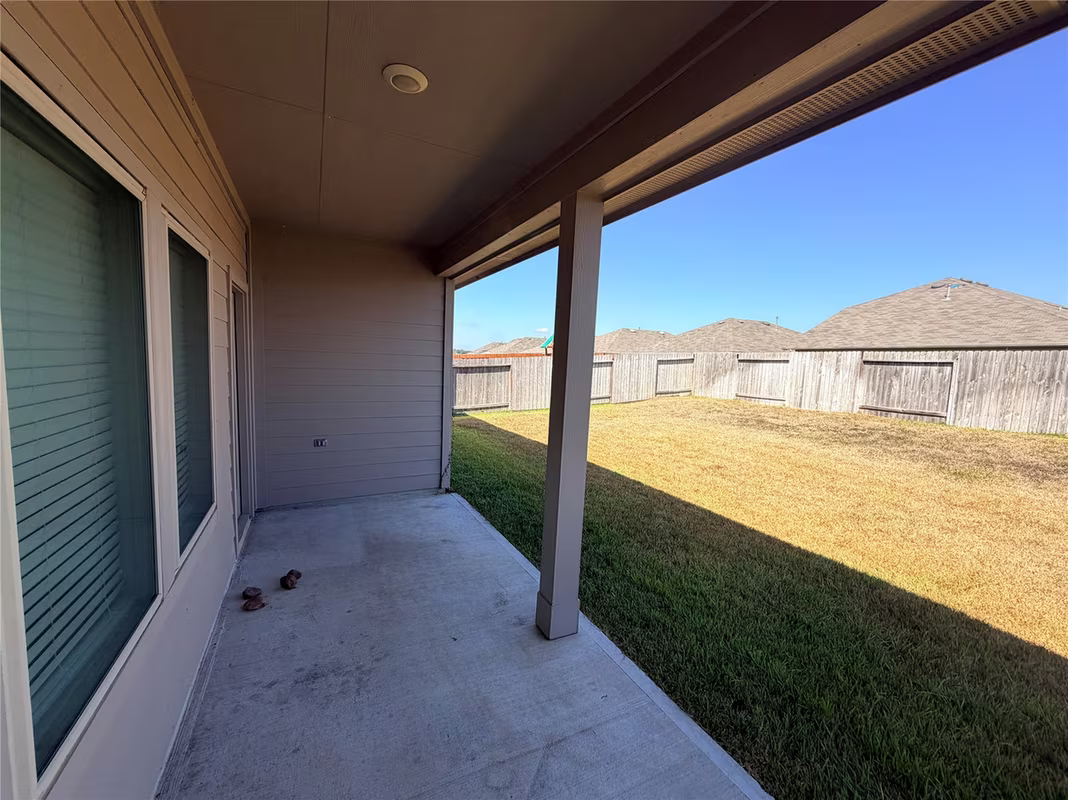 Photo 5 of 21323 Pine Mill Drive, New Caney, TX