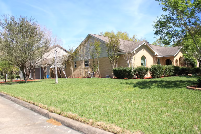 Photo 3 of 1912 Aggie Lane, League City, TX