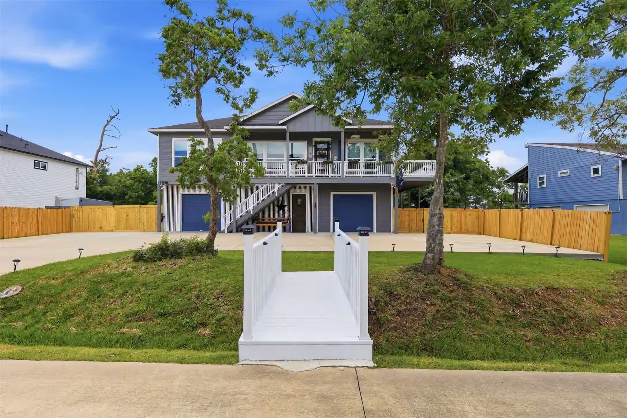 Photo 7 of 613 Oakdale Street, La Porte, TX