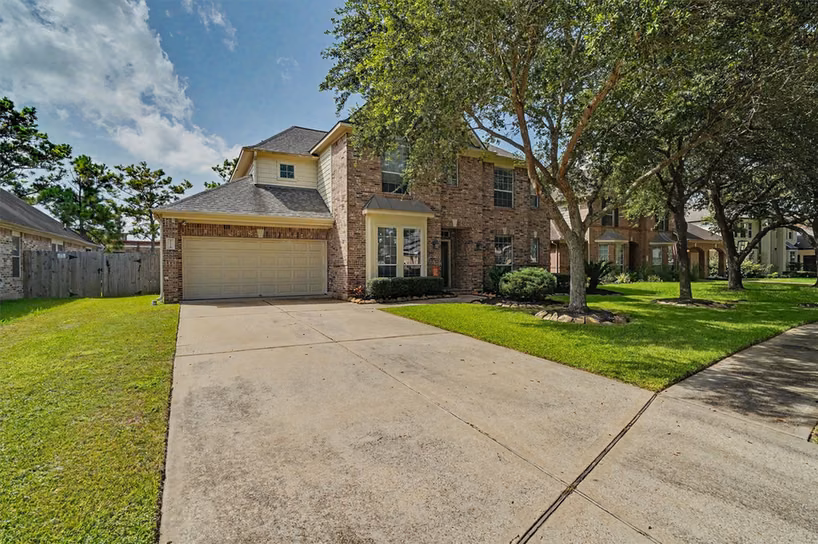 Photo 2 of 2419 Spoonbill Drive, League City, TX