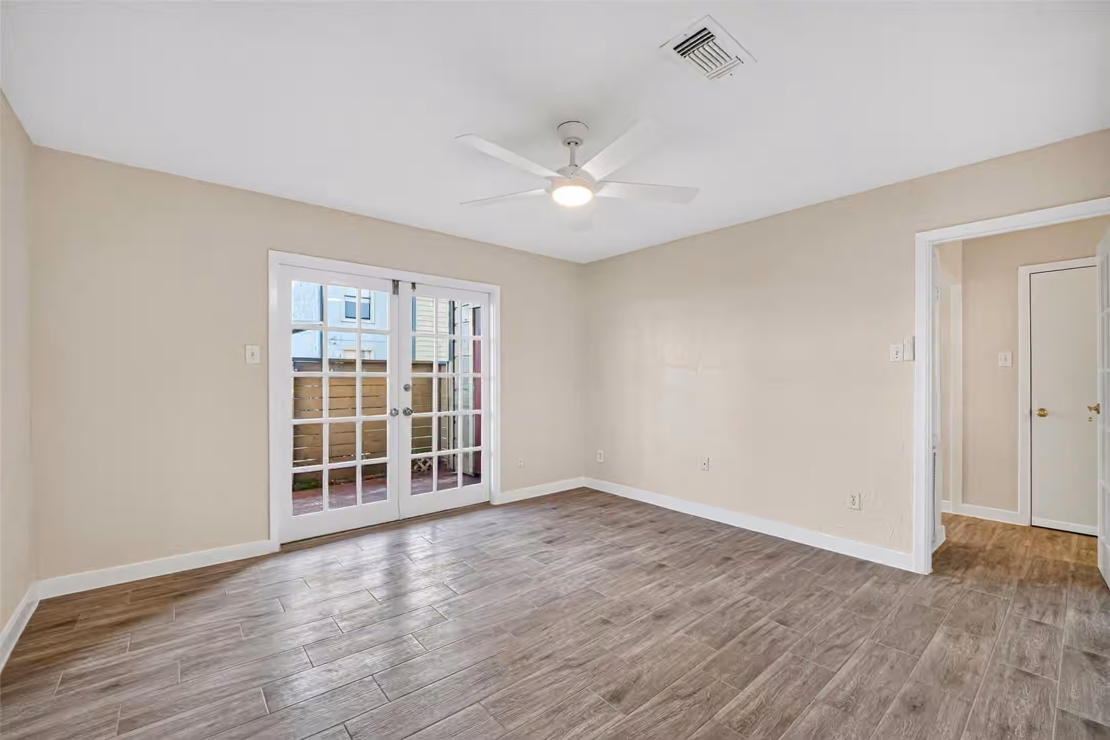 Photo of 15534 Zabolio Drive 143, Houston, TX