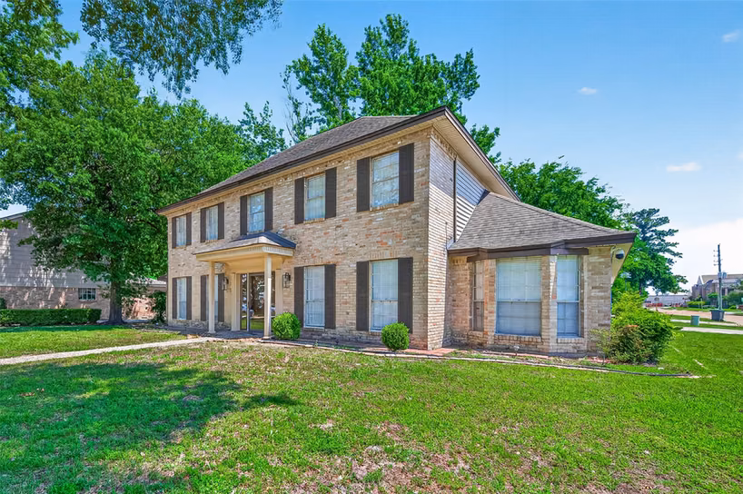 Photo 2 of 1523 Bodart Drive, Houston, TX