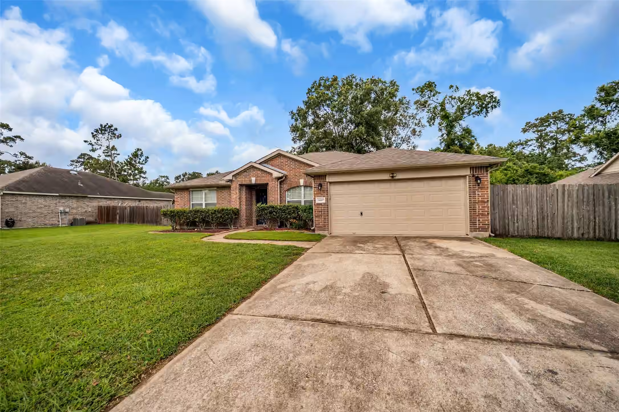 Photo 3 of 16607 Convoy Court, Crosby, TX