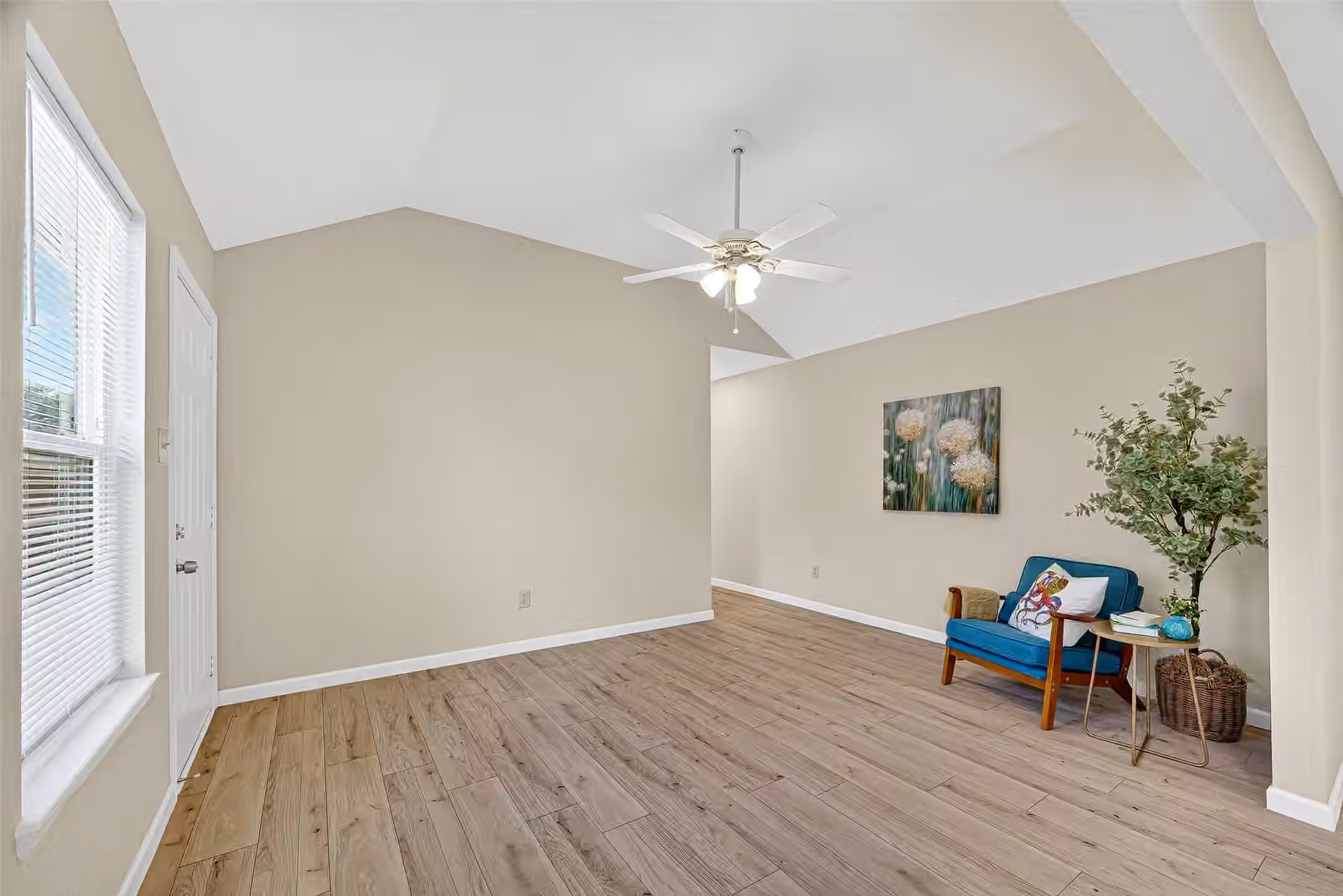 Photo 5 of 13822 Northlake Drive, Houston, TX