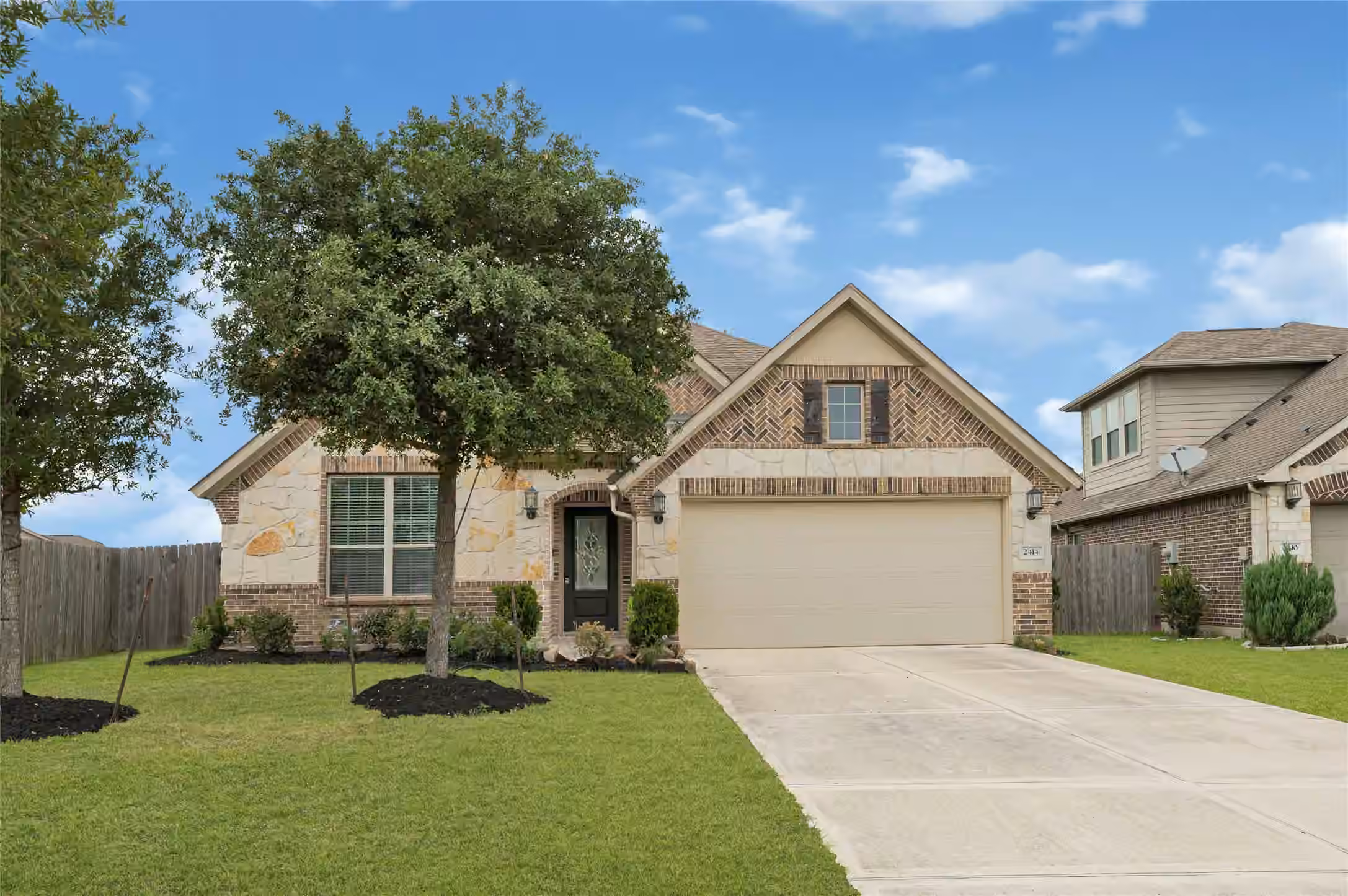 Photo of 2414 Willow Fall Lane, Rosenberg, TX