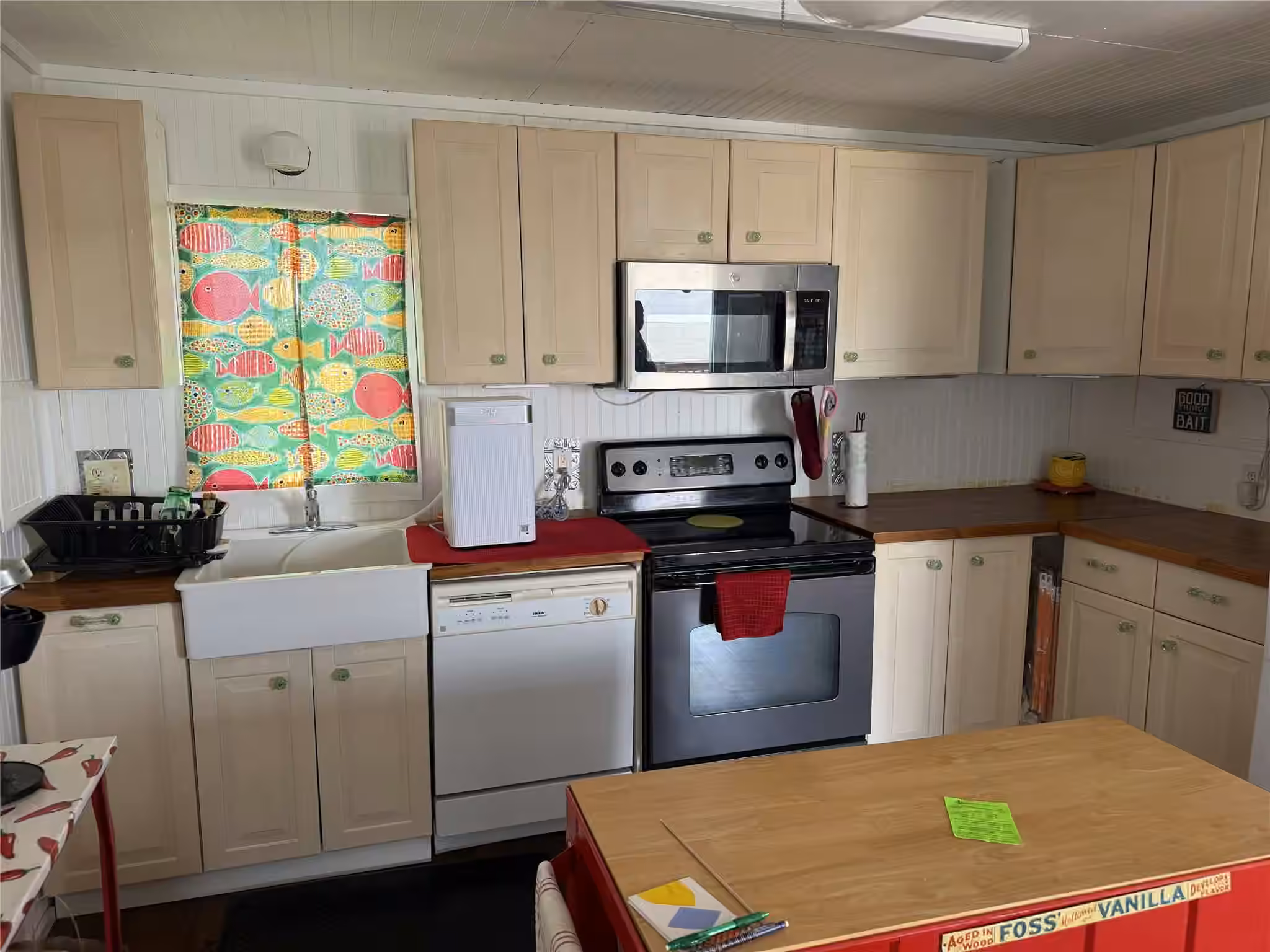 Photo 4 of 111 Dorsett Road, Palacios, TX