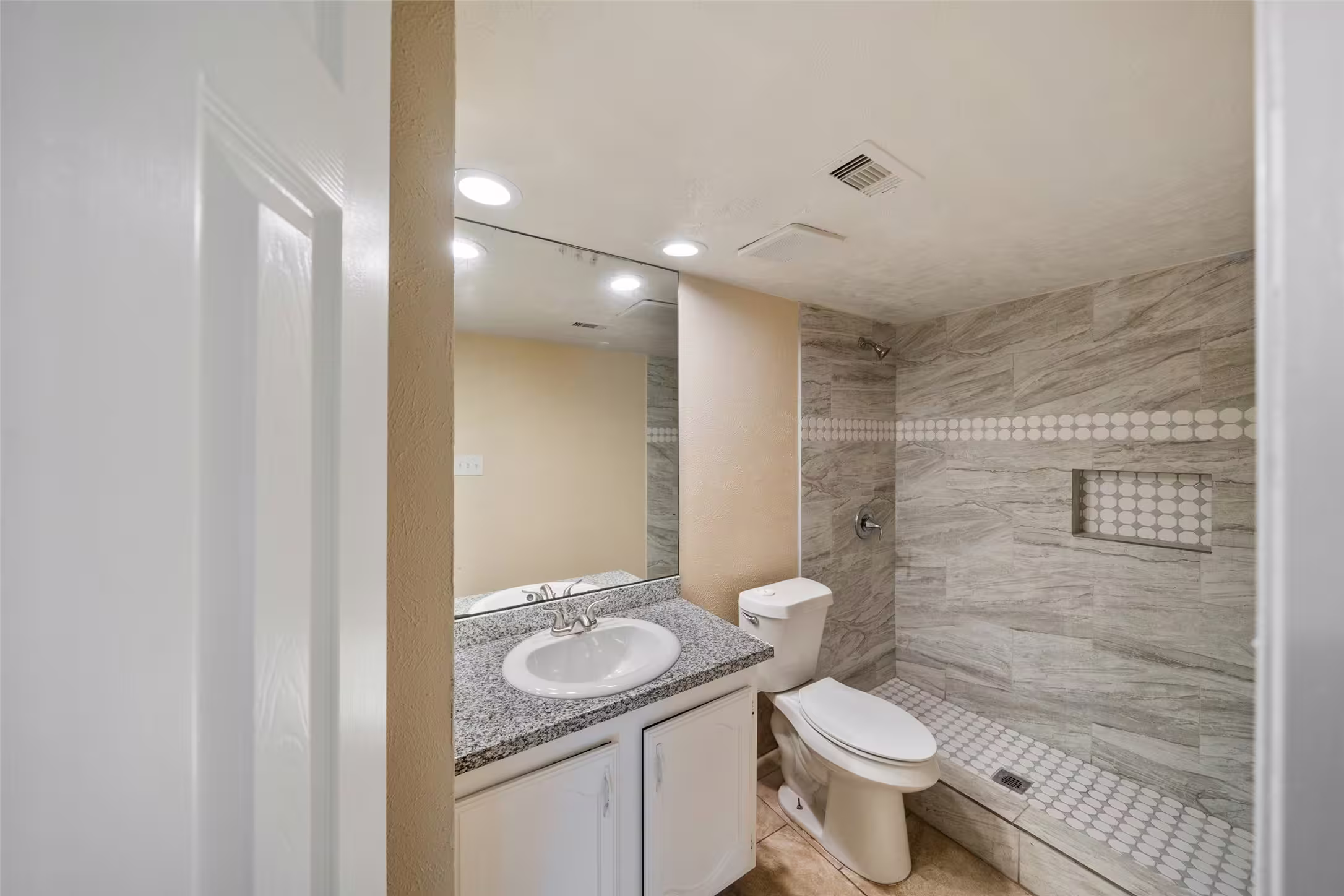 Photo 6 of 17315 Northern Star Drive, Houston, TX