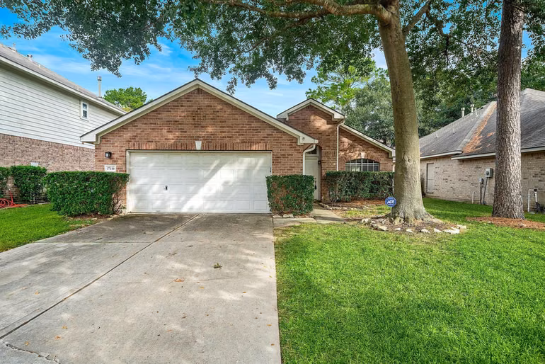 Photo of 17110 Ginger Fields Lane, Tomball, TX 77377