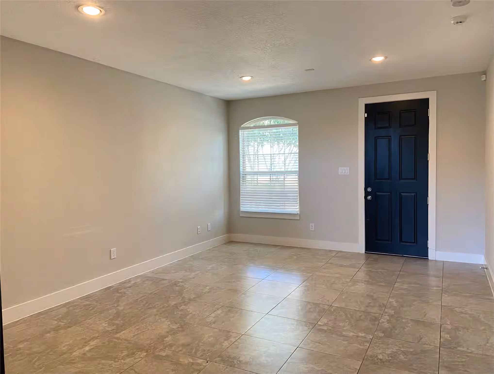 Photo 5 of 13409 Preston Cliff Court, Houston, TX