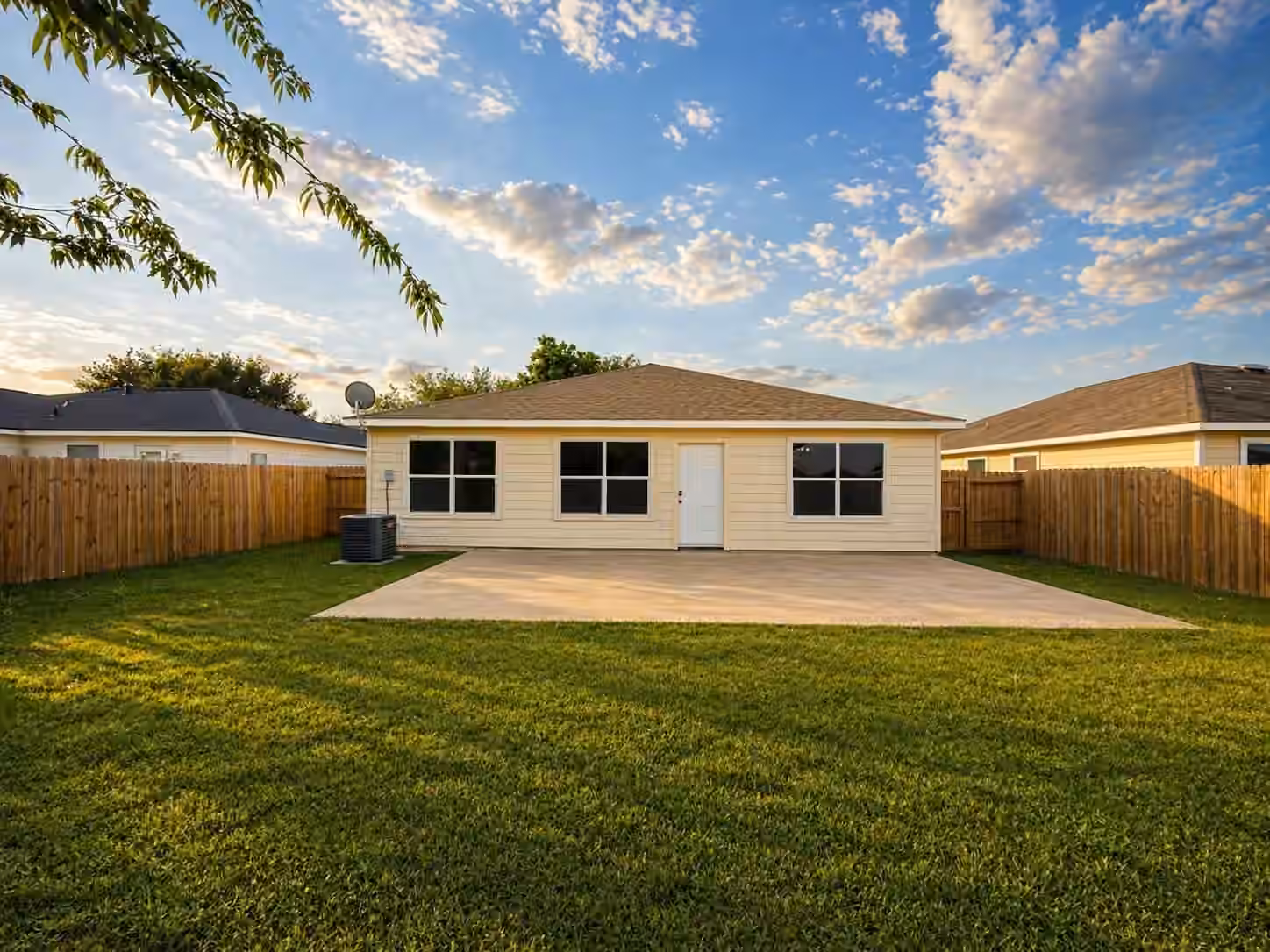 Photo 4 of 7127 Sunrise Hill Lane, Richmond, TX