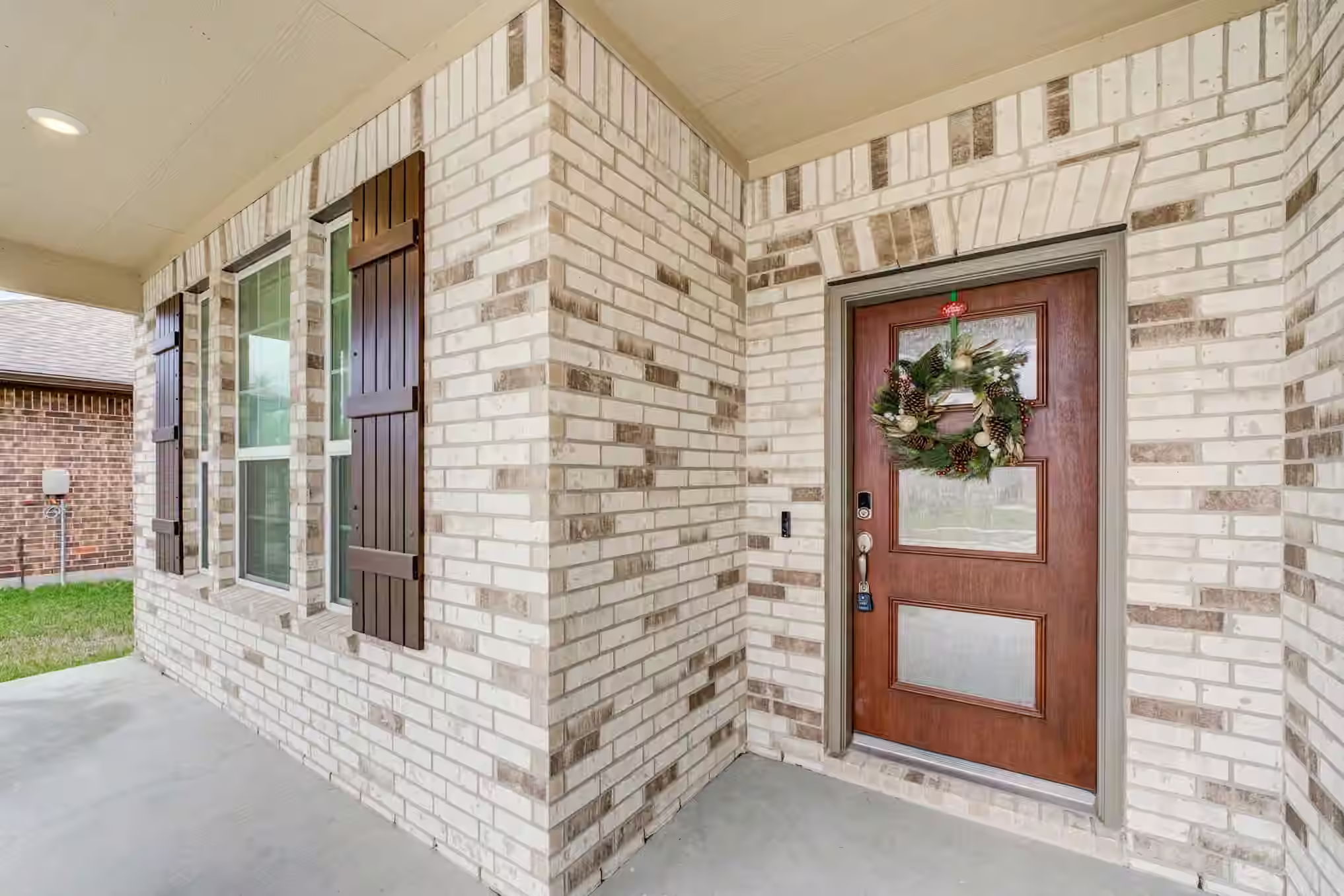 Photo 5 of 10739 Cliffs View Drive, Rosharon, TX