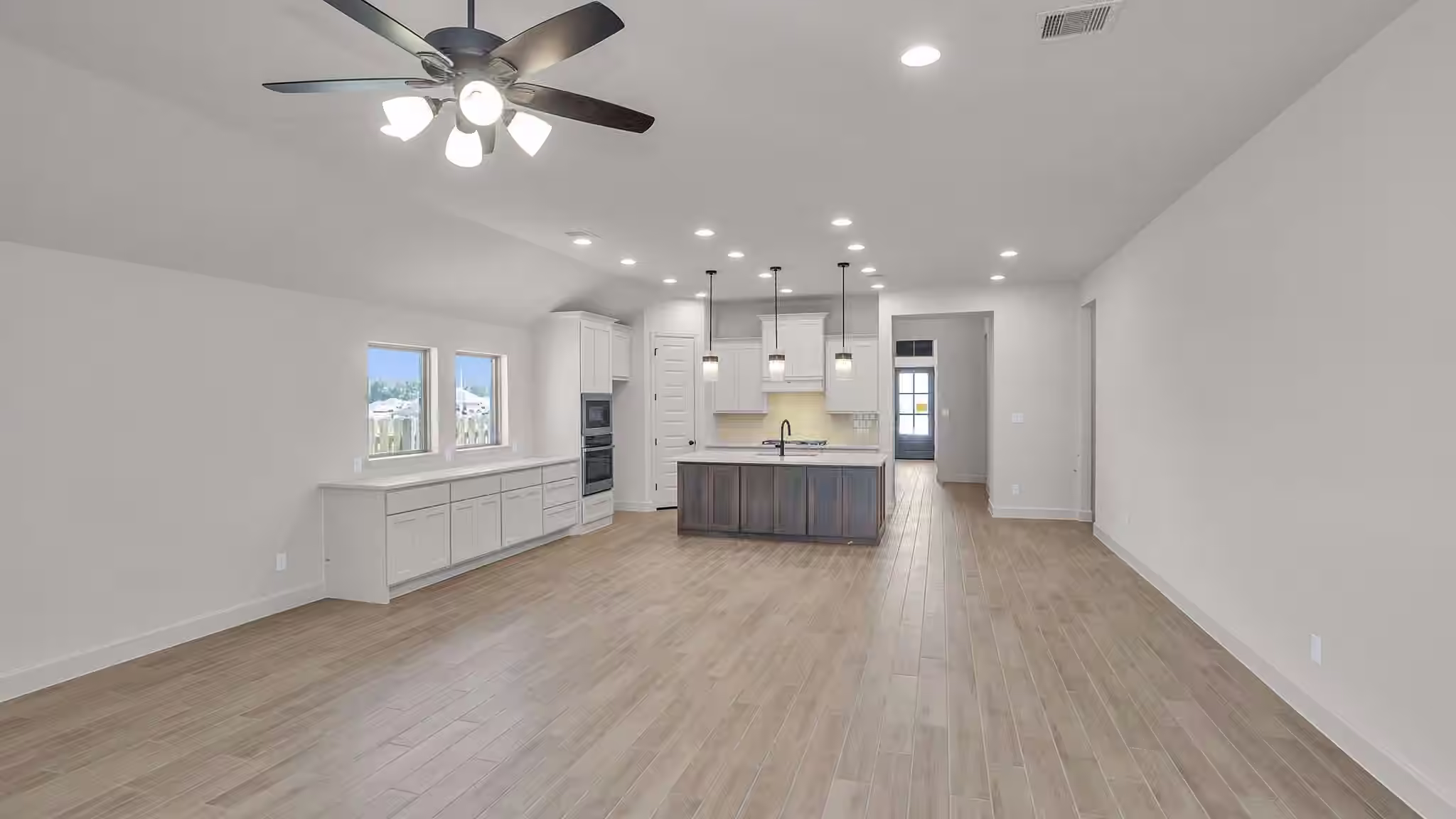 Photo 2 of 41442 Threadgill Way, Montgomery, TX