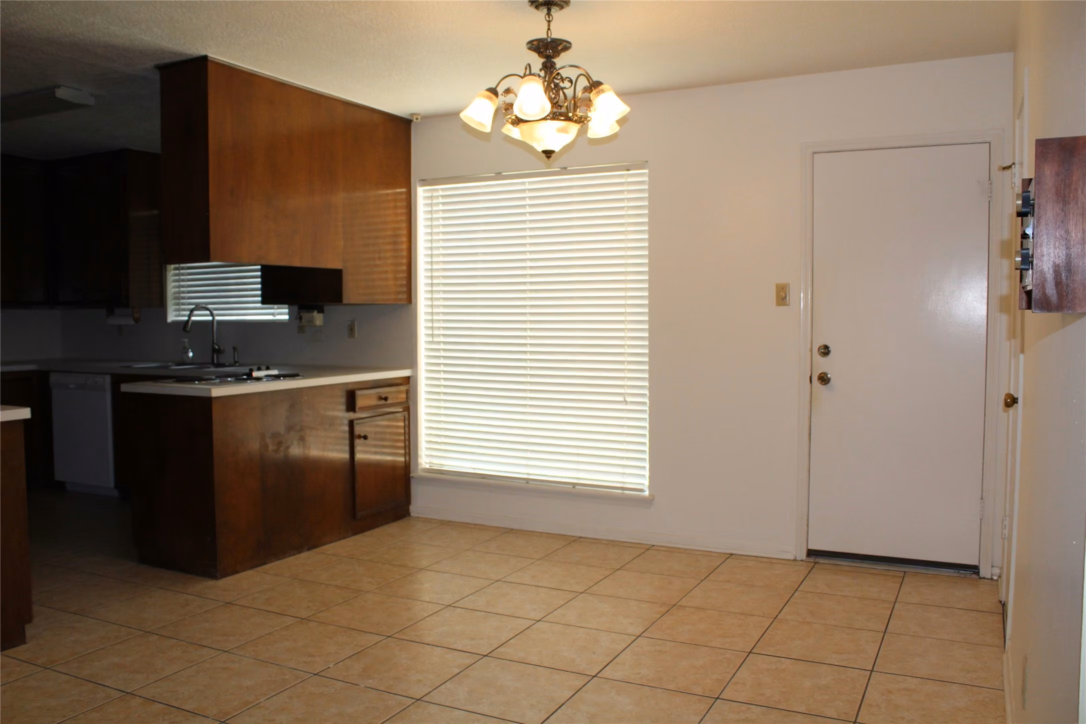 Photo 4 of 13322 Queensride Lane, Houston, TX
