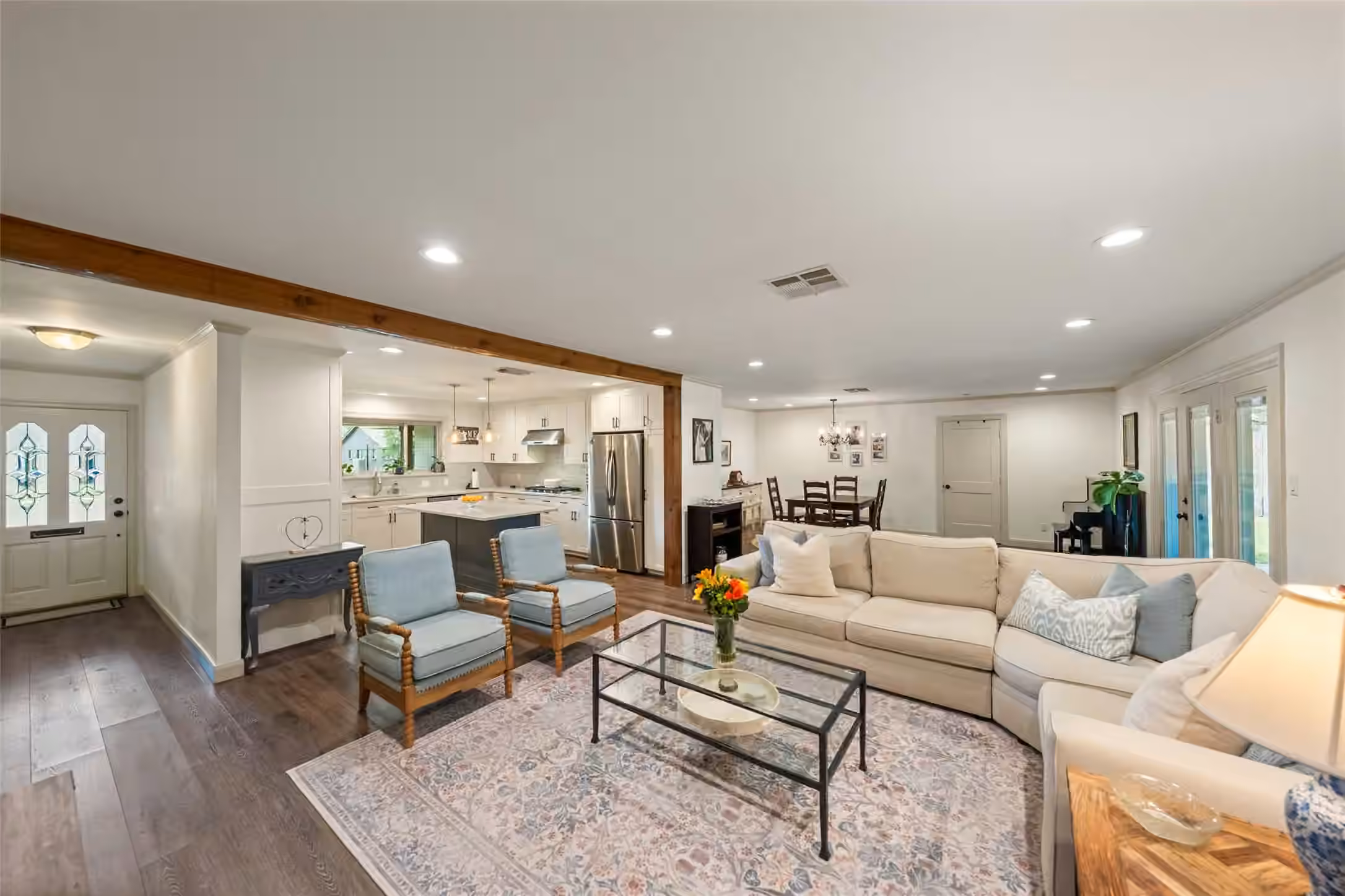 Photo 4 of 10502 Shadow Wood Drive, Houston, TX