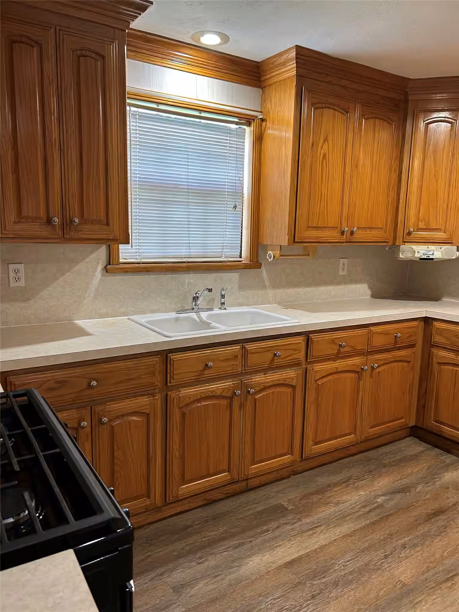 Photo 3 of 307 Hafer Street, Baytown, TX